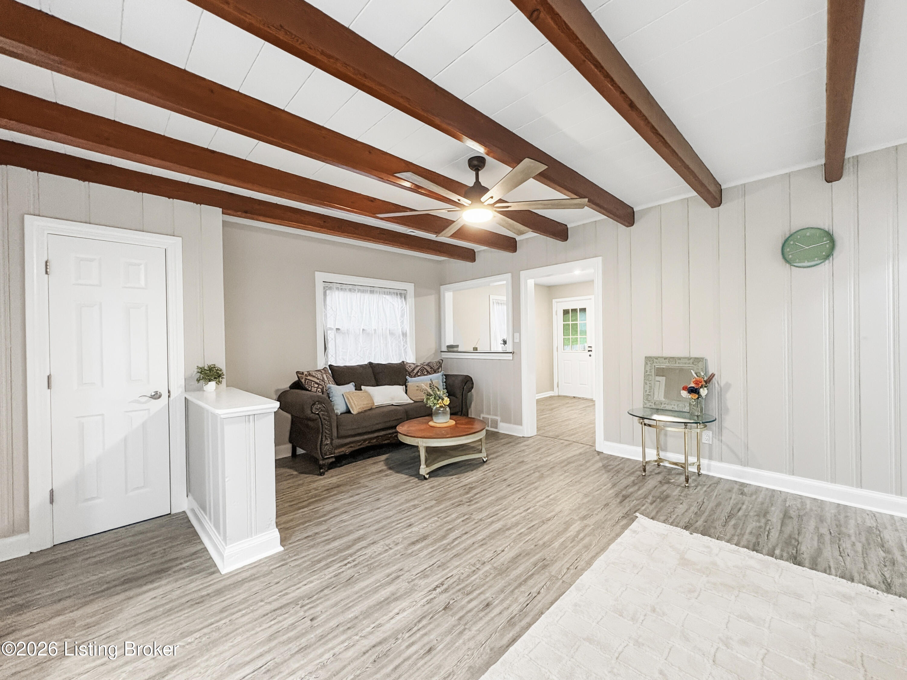 2504 Brownsboro Rd Property Photo 13