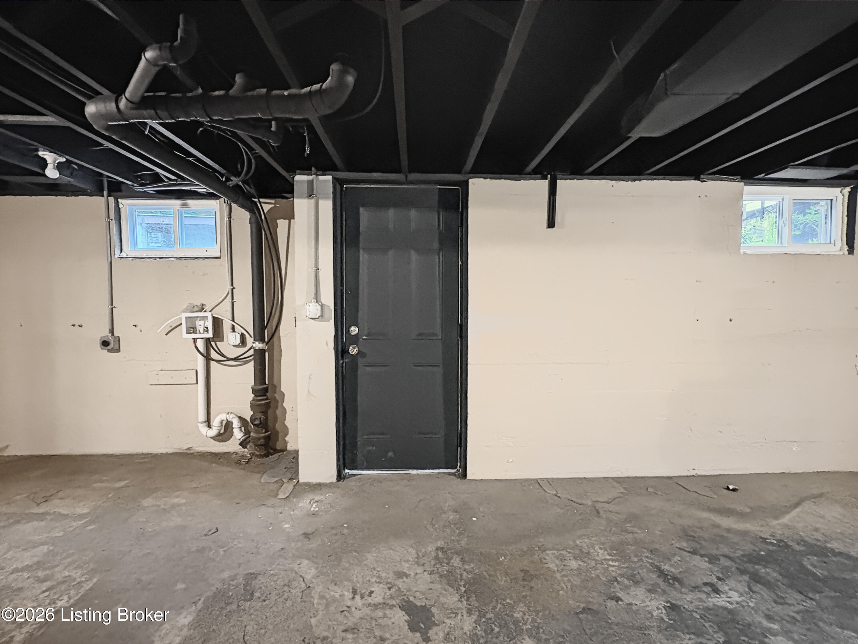 2504 Brownsboro Rd Property Photo 33