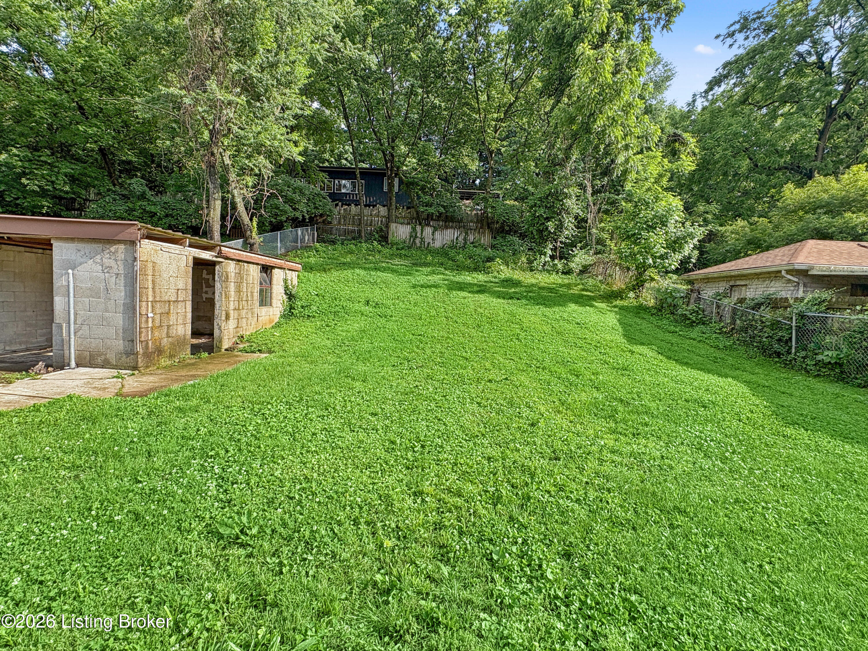 2504 Brownsboro Rd Property Photo 40