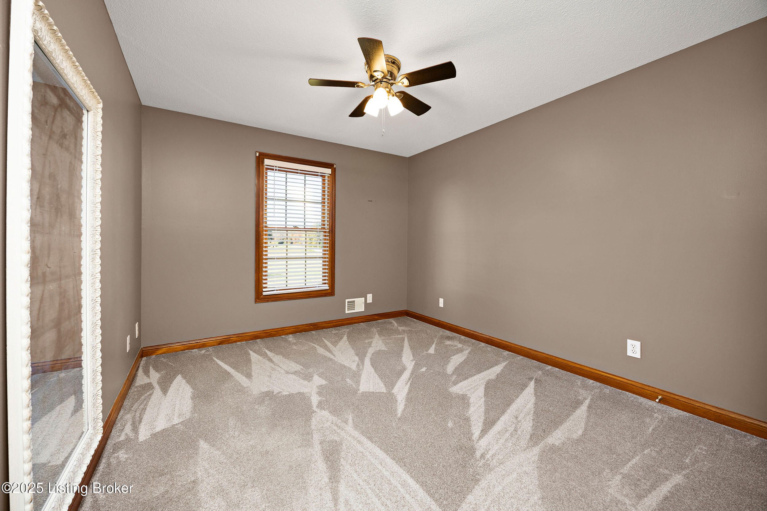 260 Durbin Ln Property Photo 17