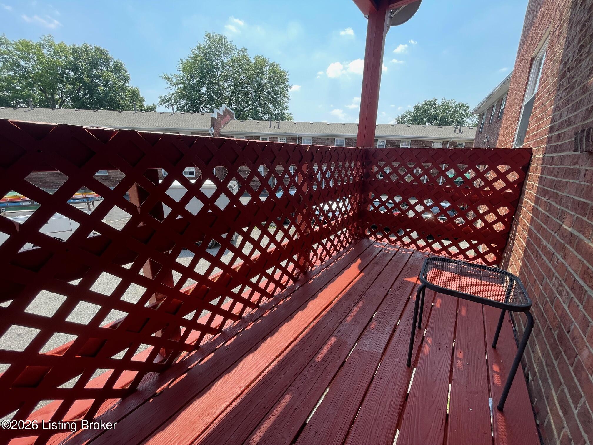 2004 Goldsmith Ln 3 Property Photo 10