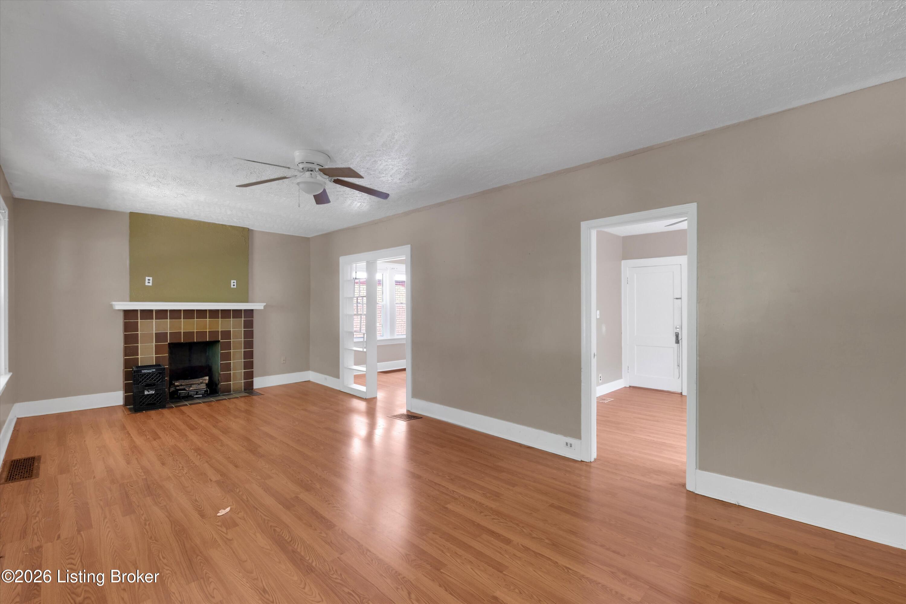 2411 Sherry Rd Property Photo 5