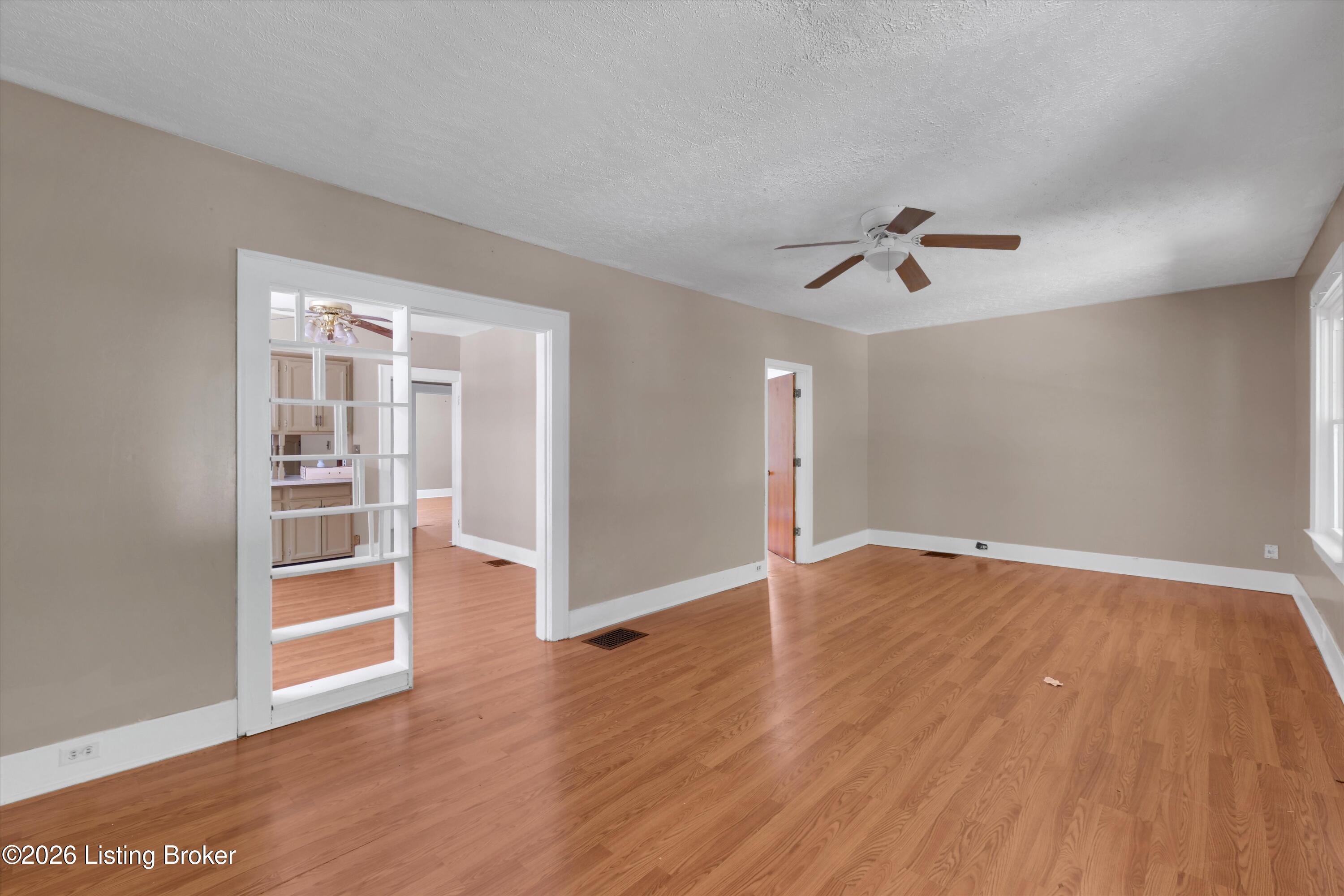 2411 Sherry Rd Property Photo 7