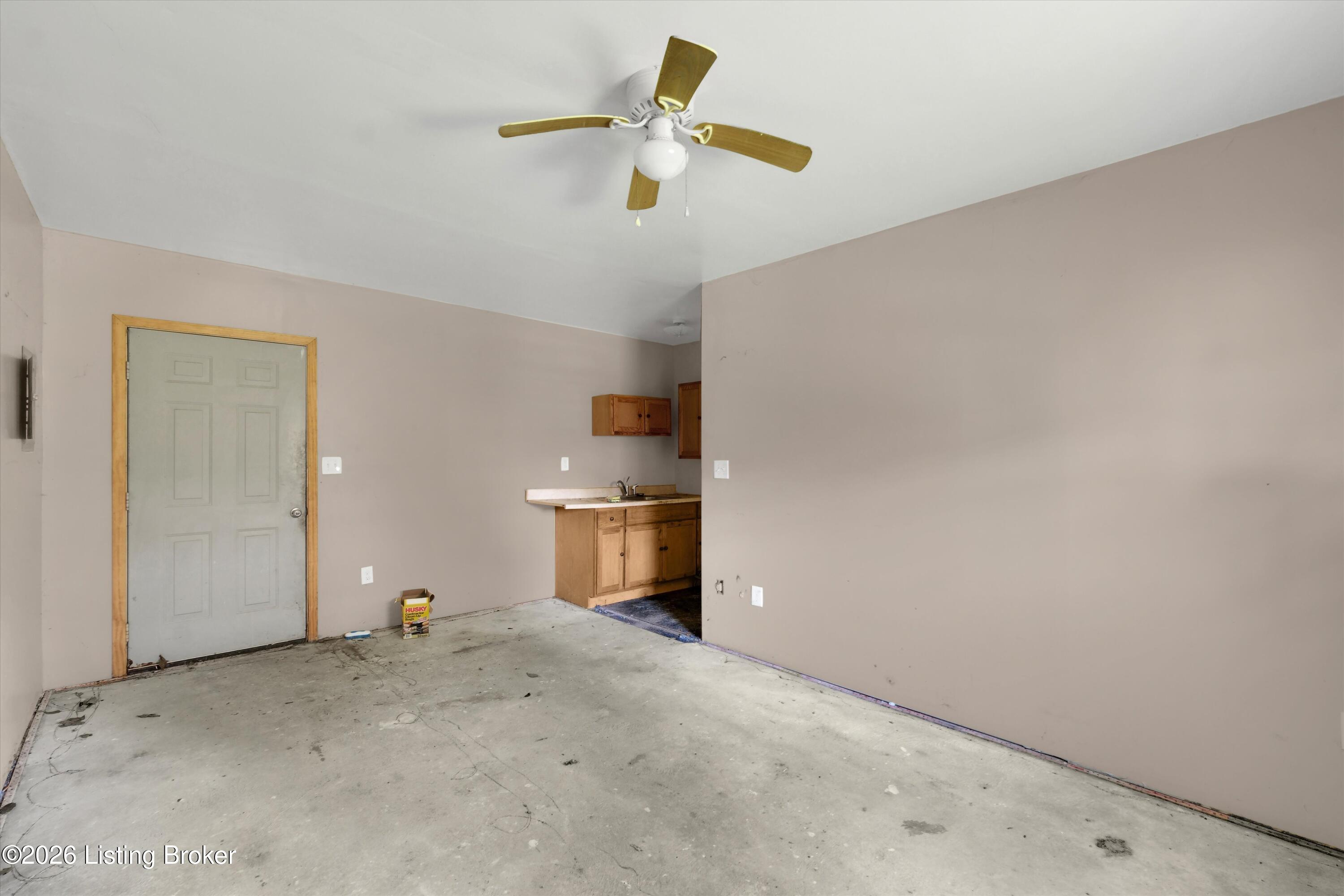 2411 Sherry Rd Property Photo 32