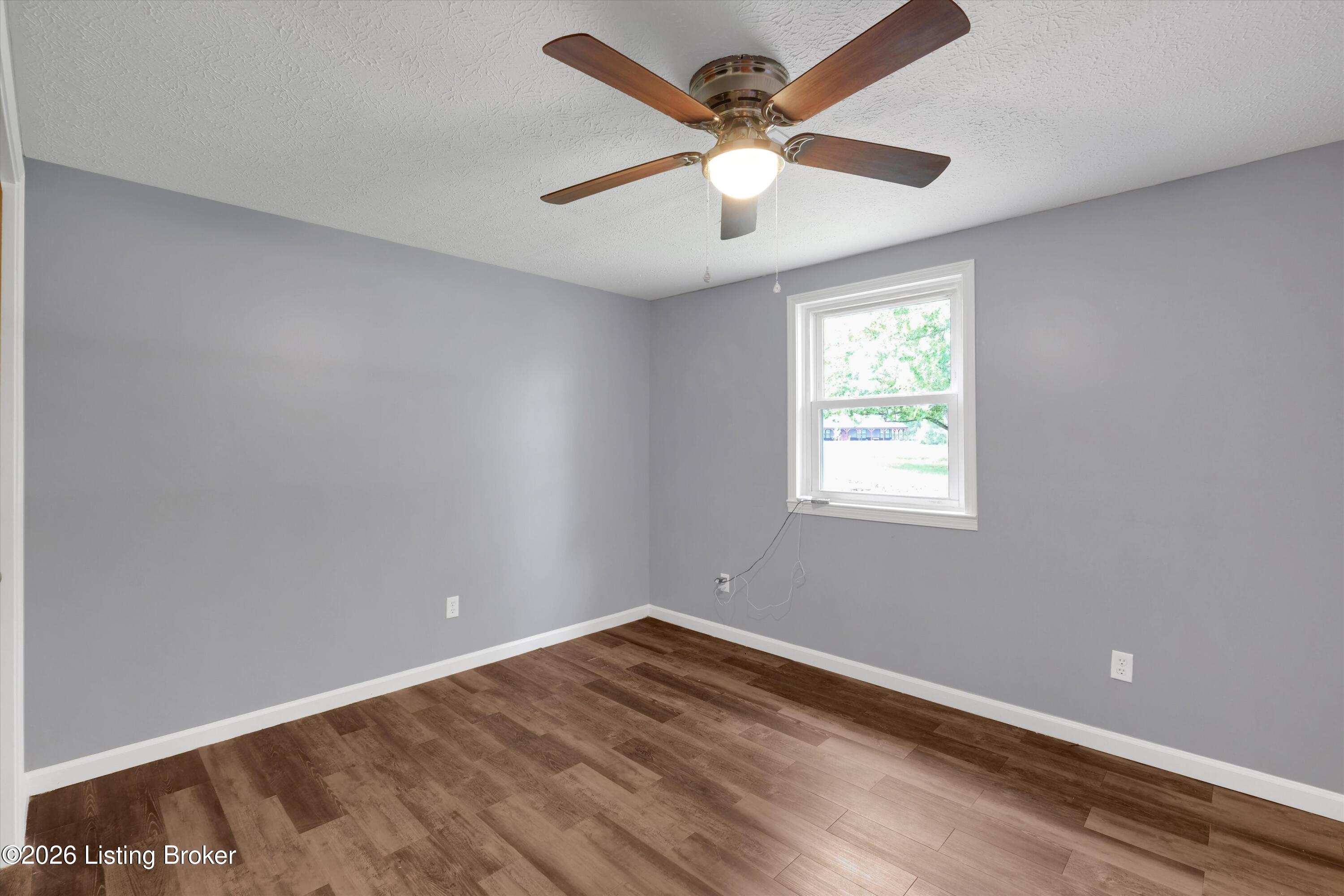 3070 Ashes Creek Ln Property Photo 16