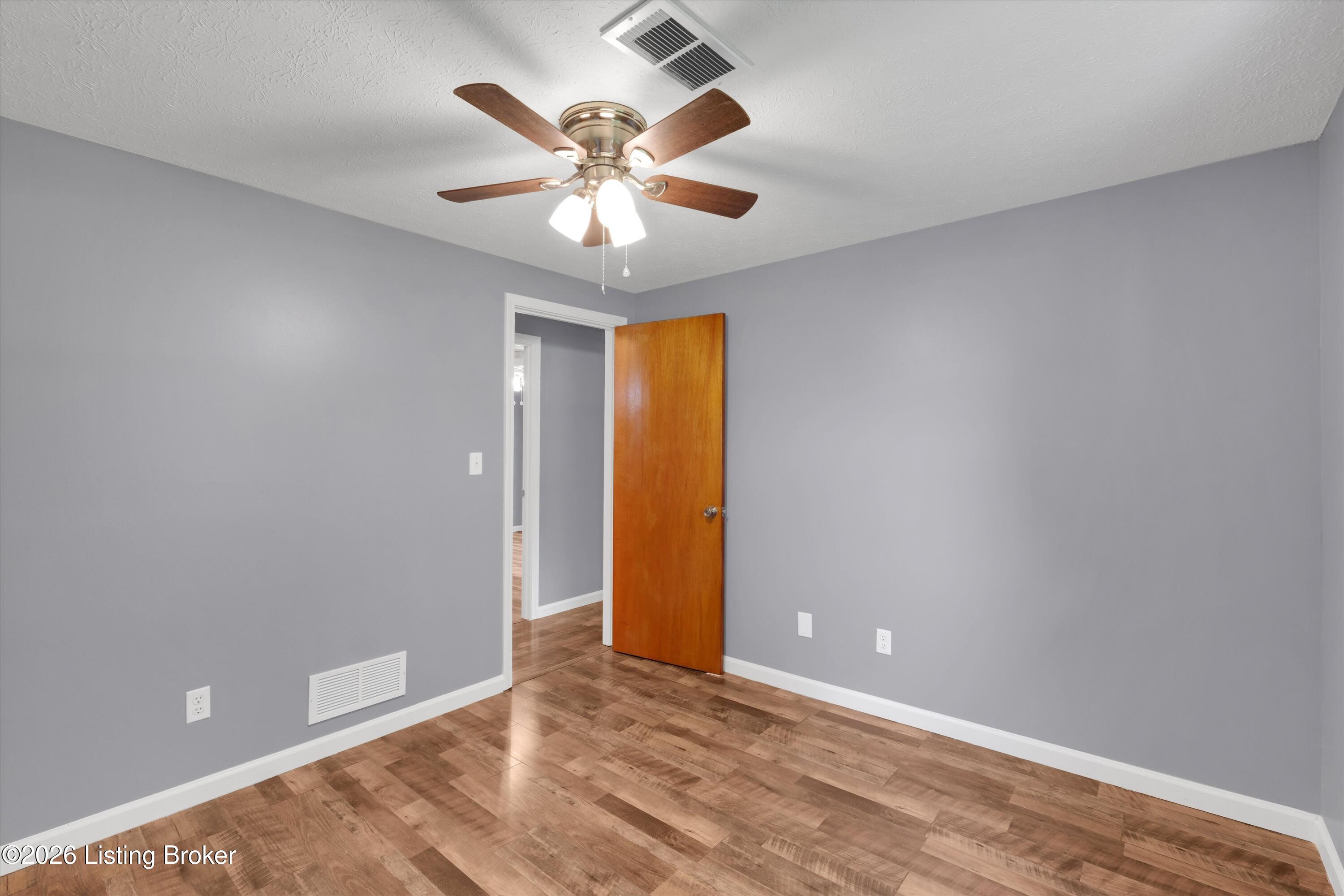 3070 Ashes Creek Ln Property Photo 17