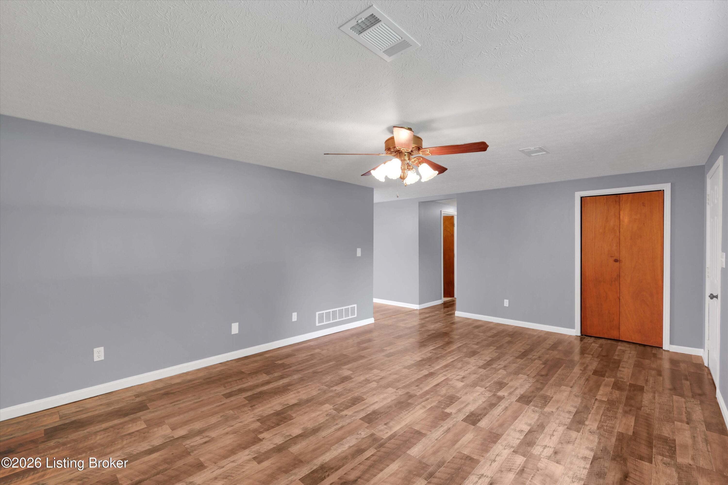 3070 Ashes Creek Ln Property Photo 28