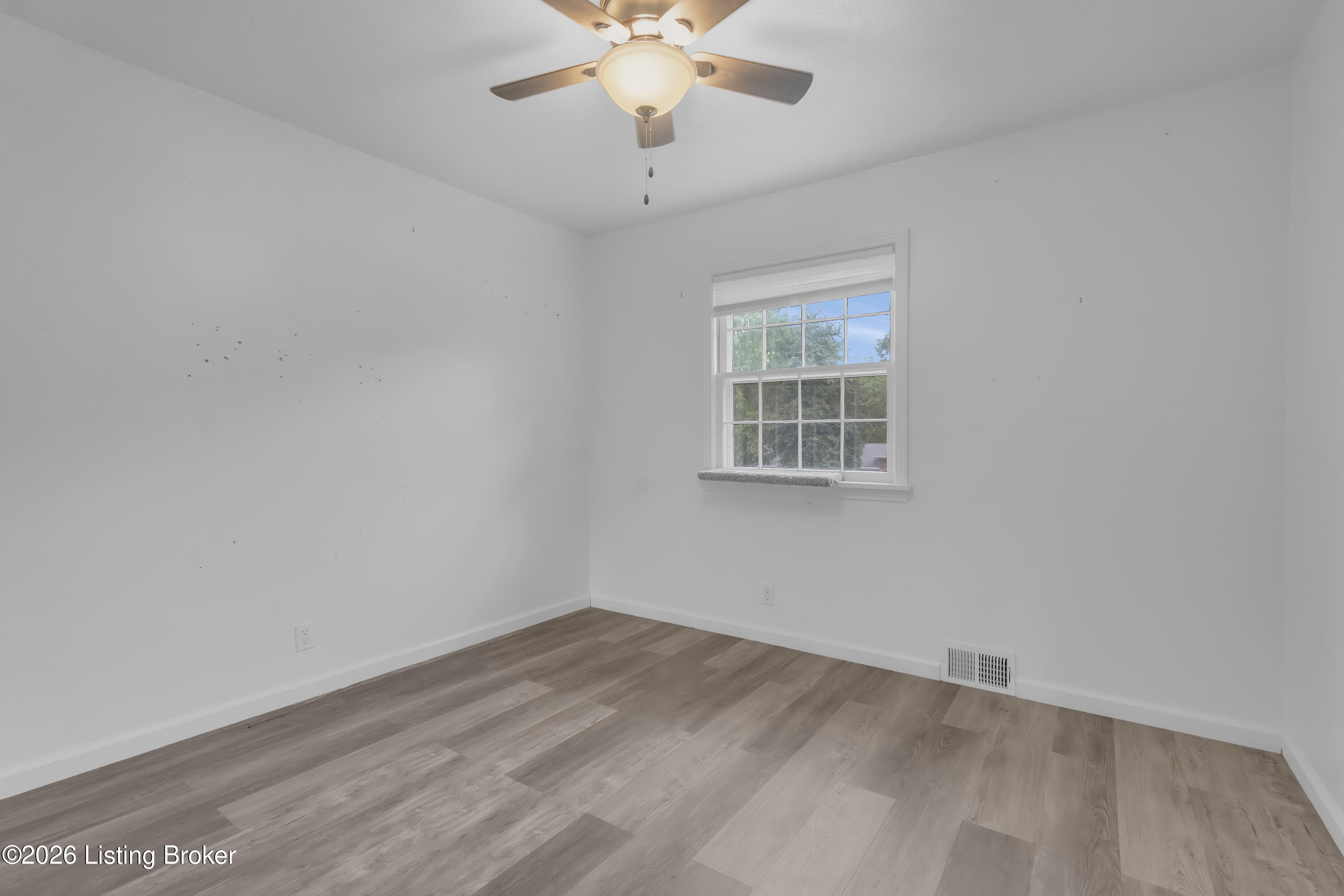4408 Southridge Dr Property Photo 11
