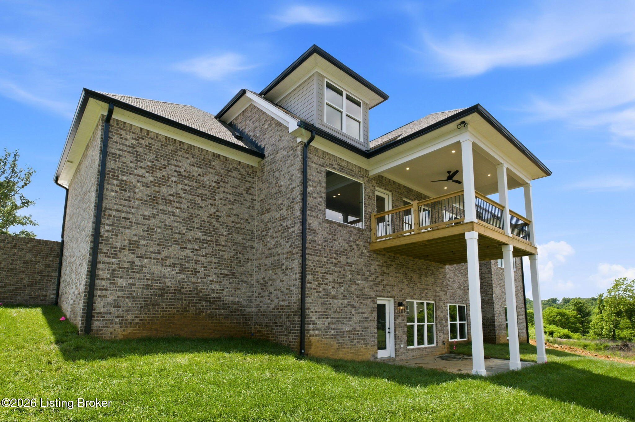17319 Deer Crossing Trail Property Photo 6