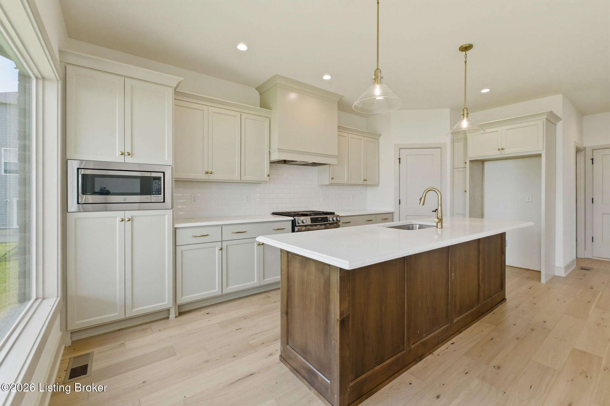 17319 Deer Crossing Trail Property Photo 14