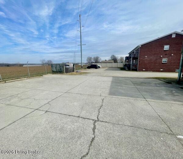 430 Joy Ave Property Photo 8