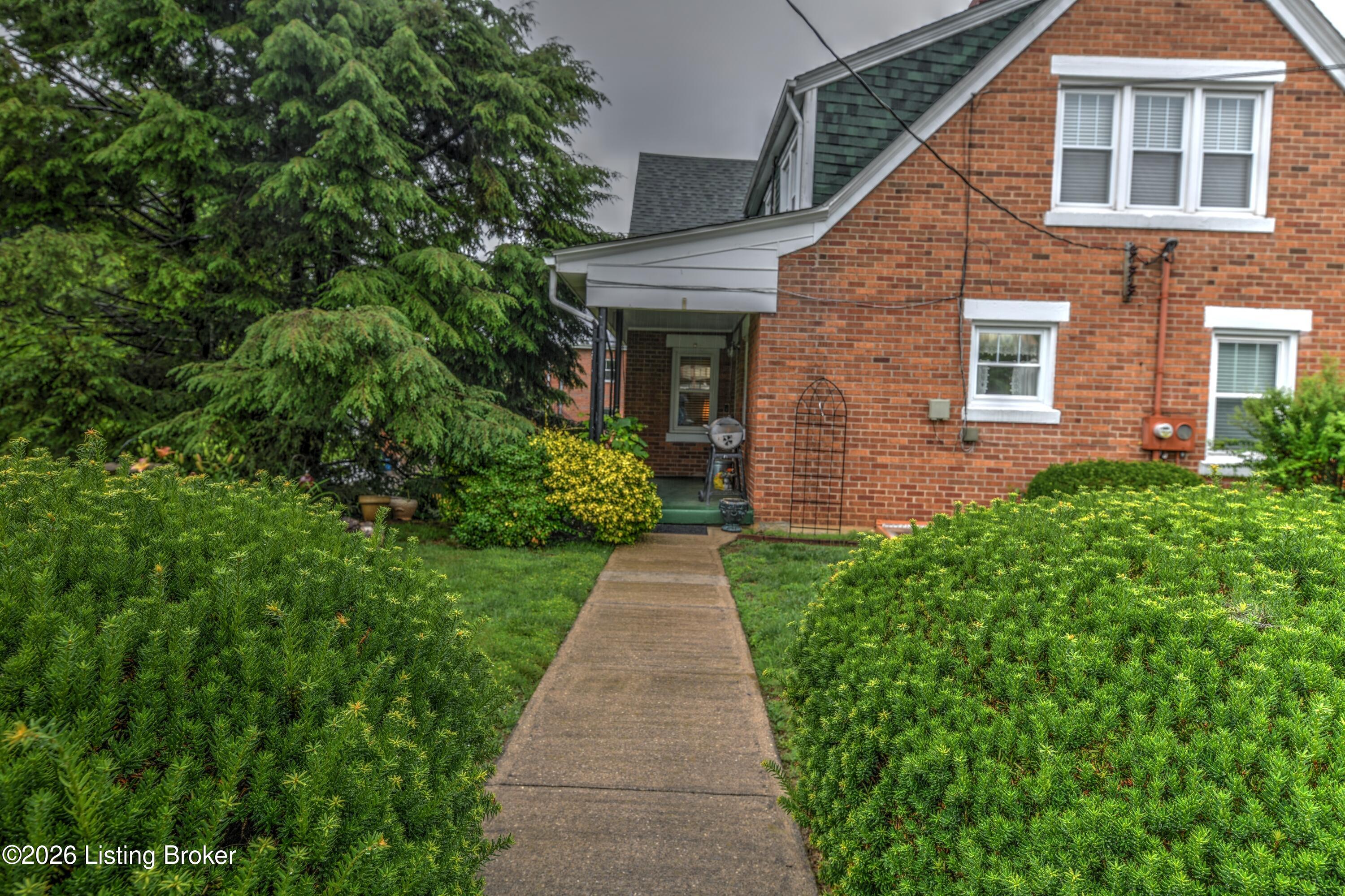126 Crawford Ave Property Photo 15