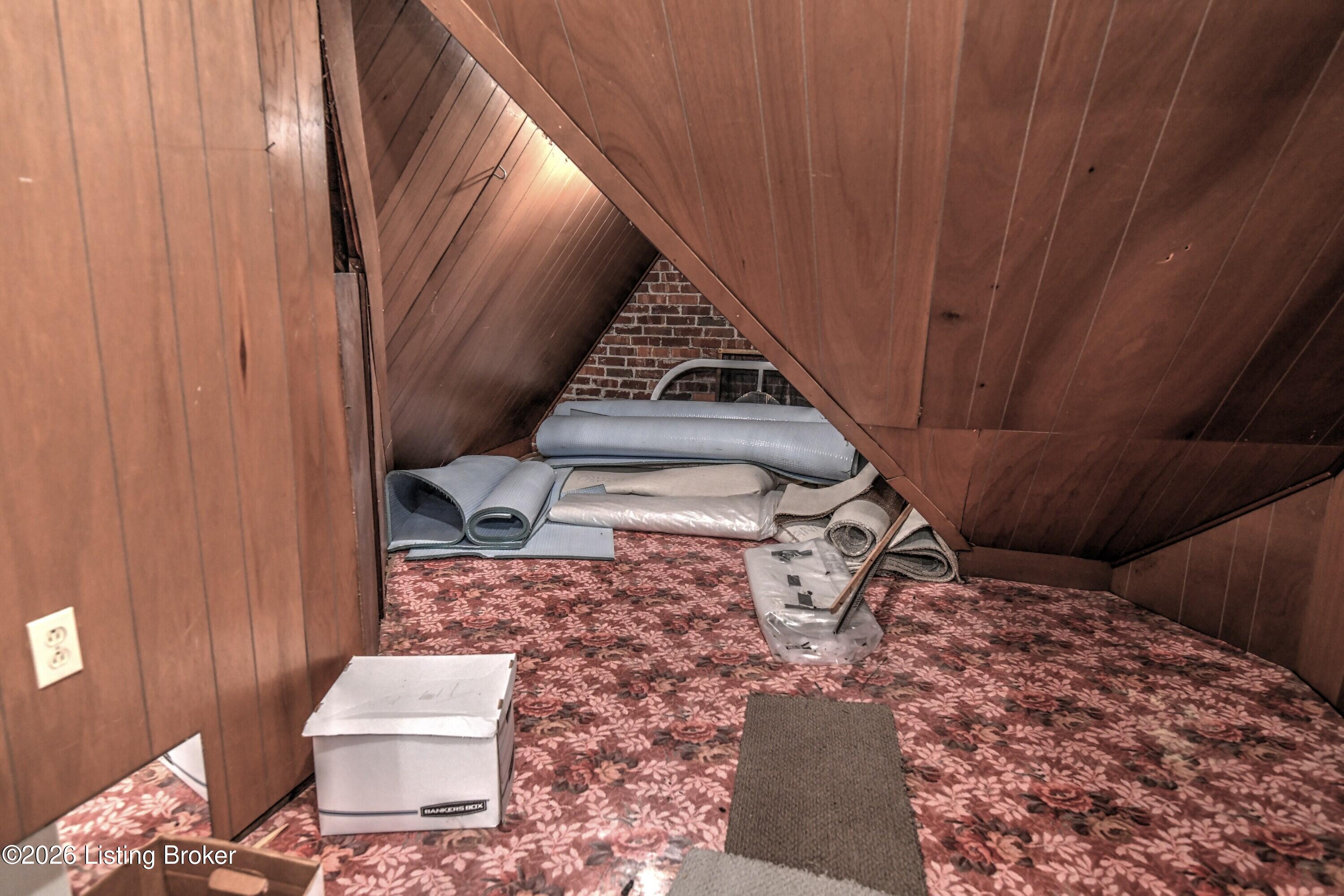 126 Crawford Ave Property Photo 44