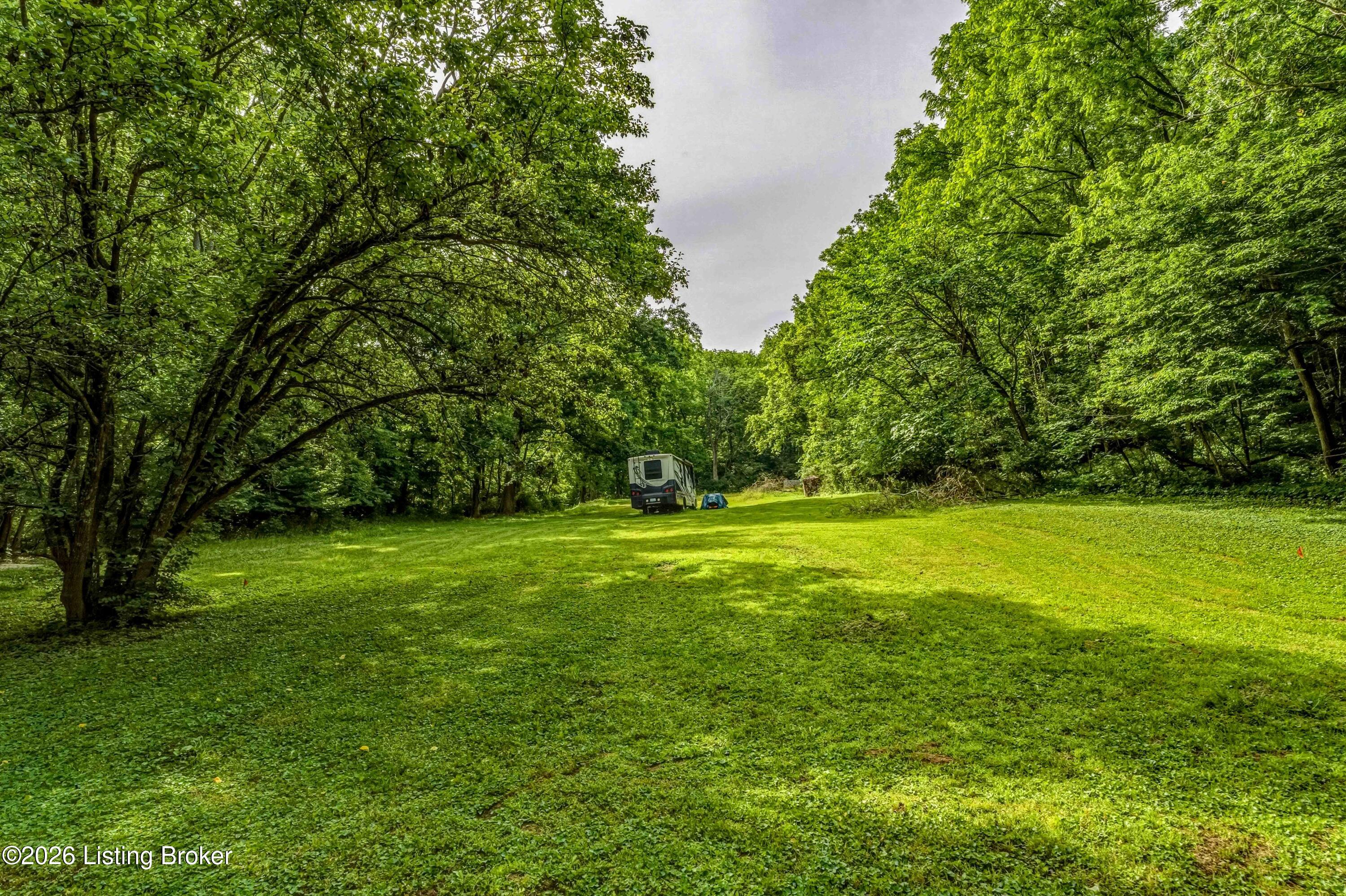 1795 Simpson Creek Rd Property Photo 2