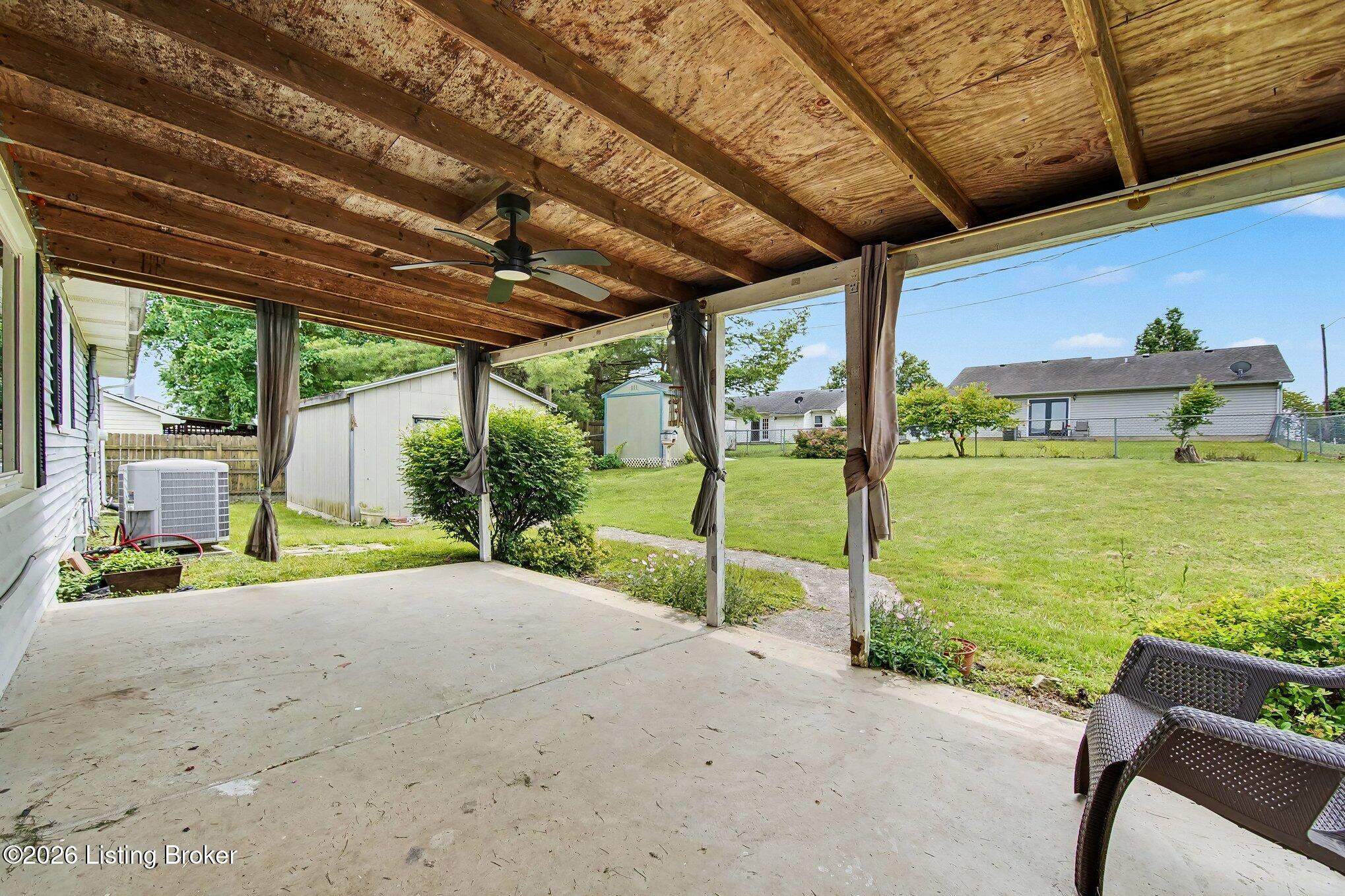 200 Grant Dr Property Photo 28