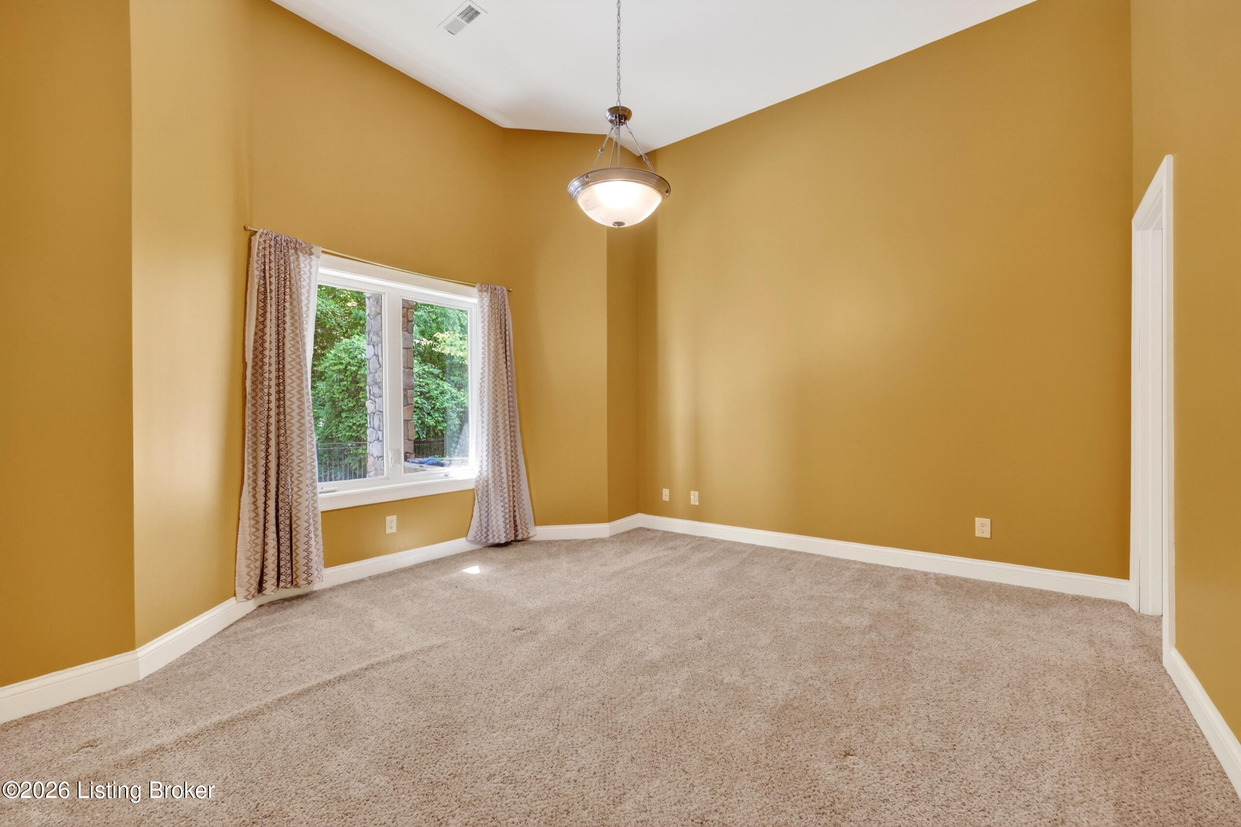 17036 Ashburton Dr Property Photo 78