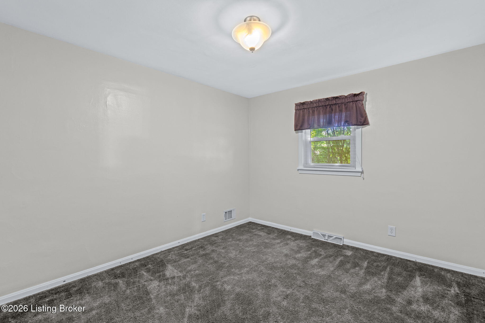 330 Stringer Ln Property Photo 22