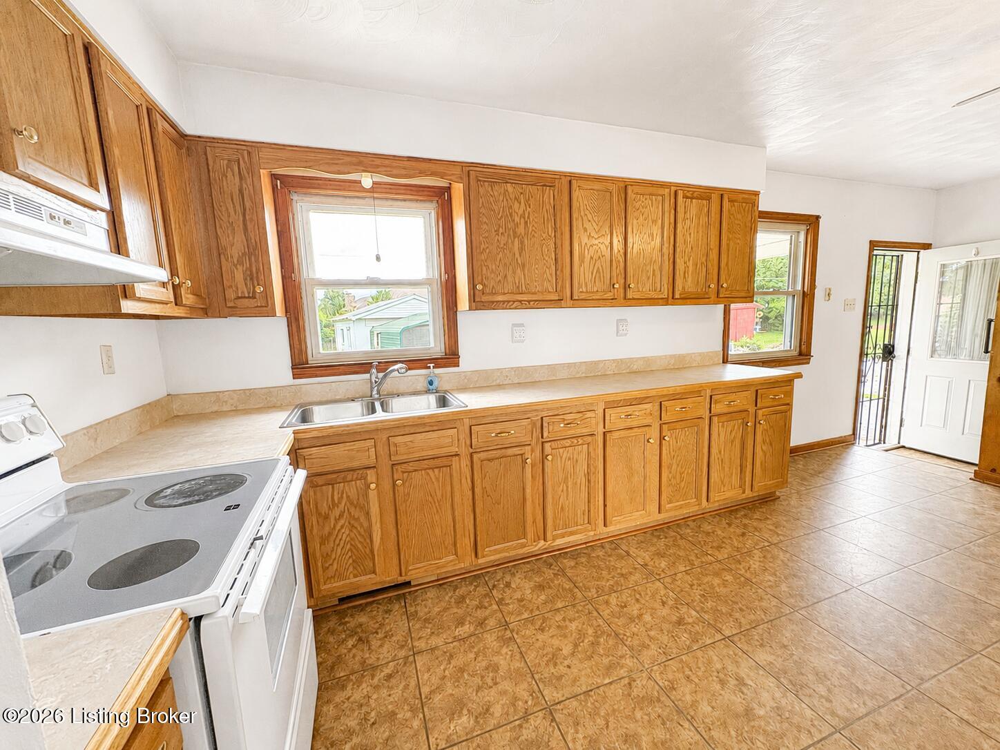 205 Carla Dr Property Photo 3