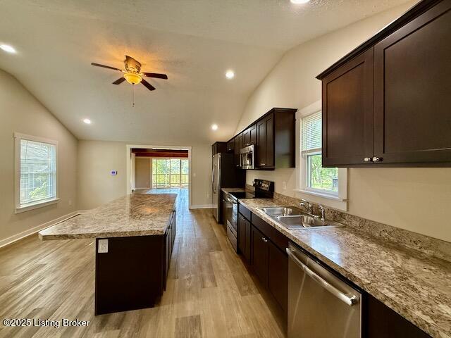 6111 Front St Property Photo 12