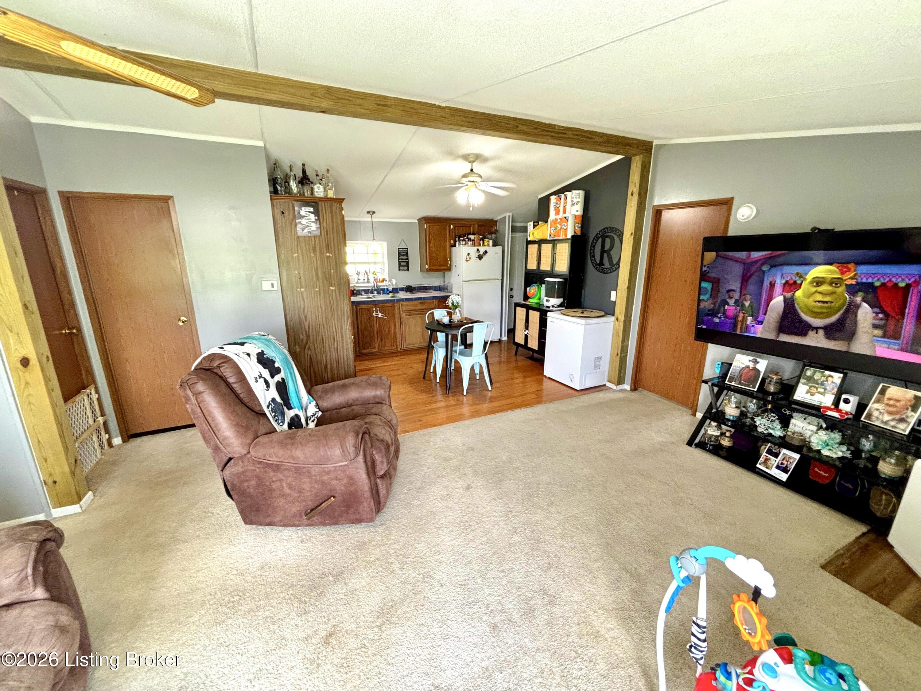 5855 Moorefield Rd Property Photo 10