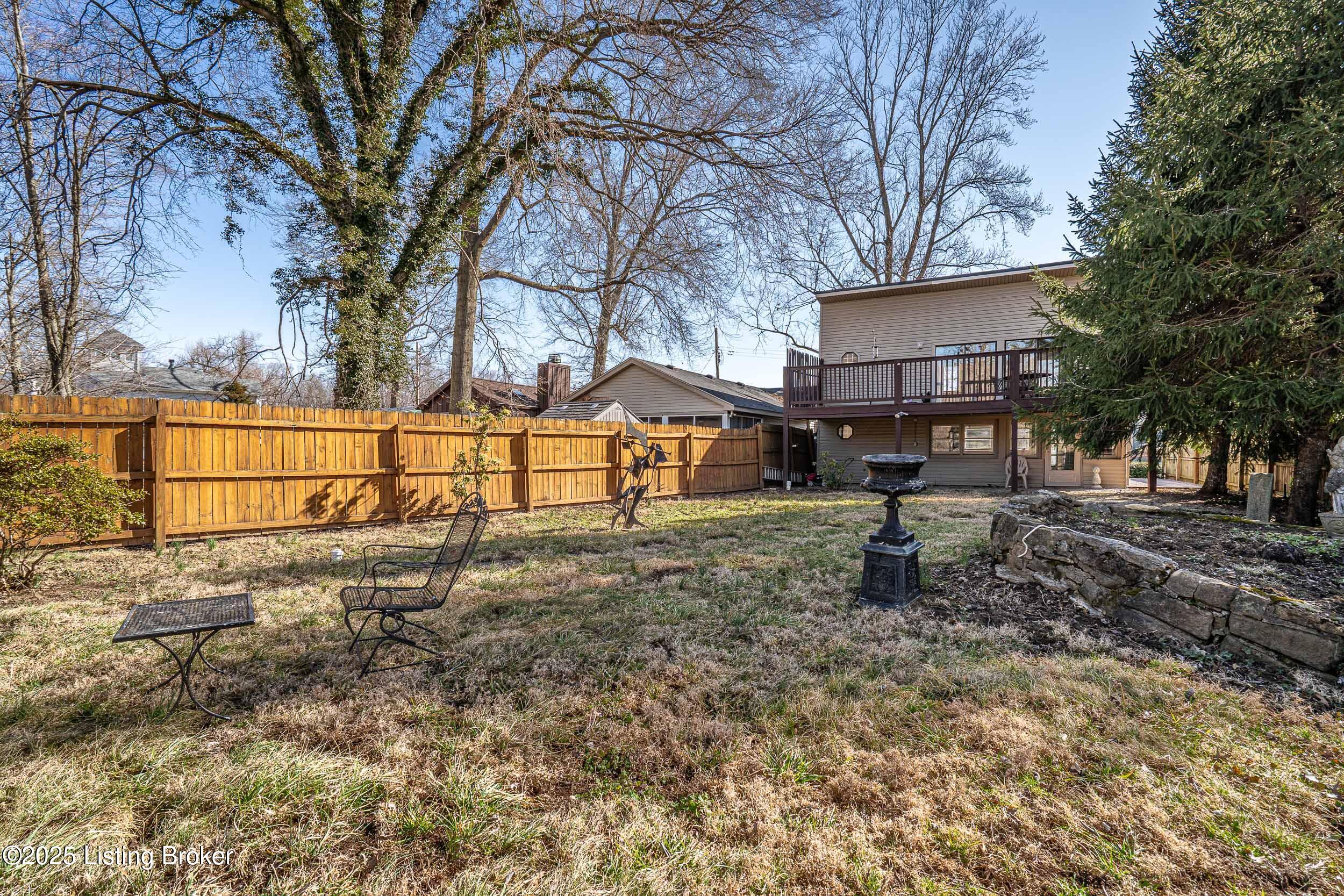 6115 Front St Property Photo 39