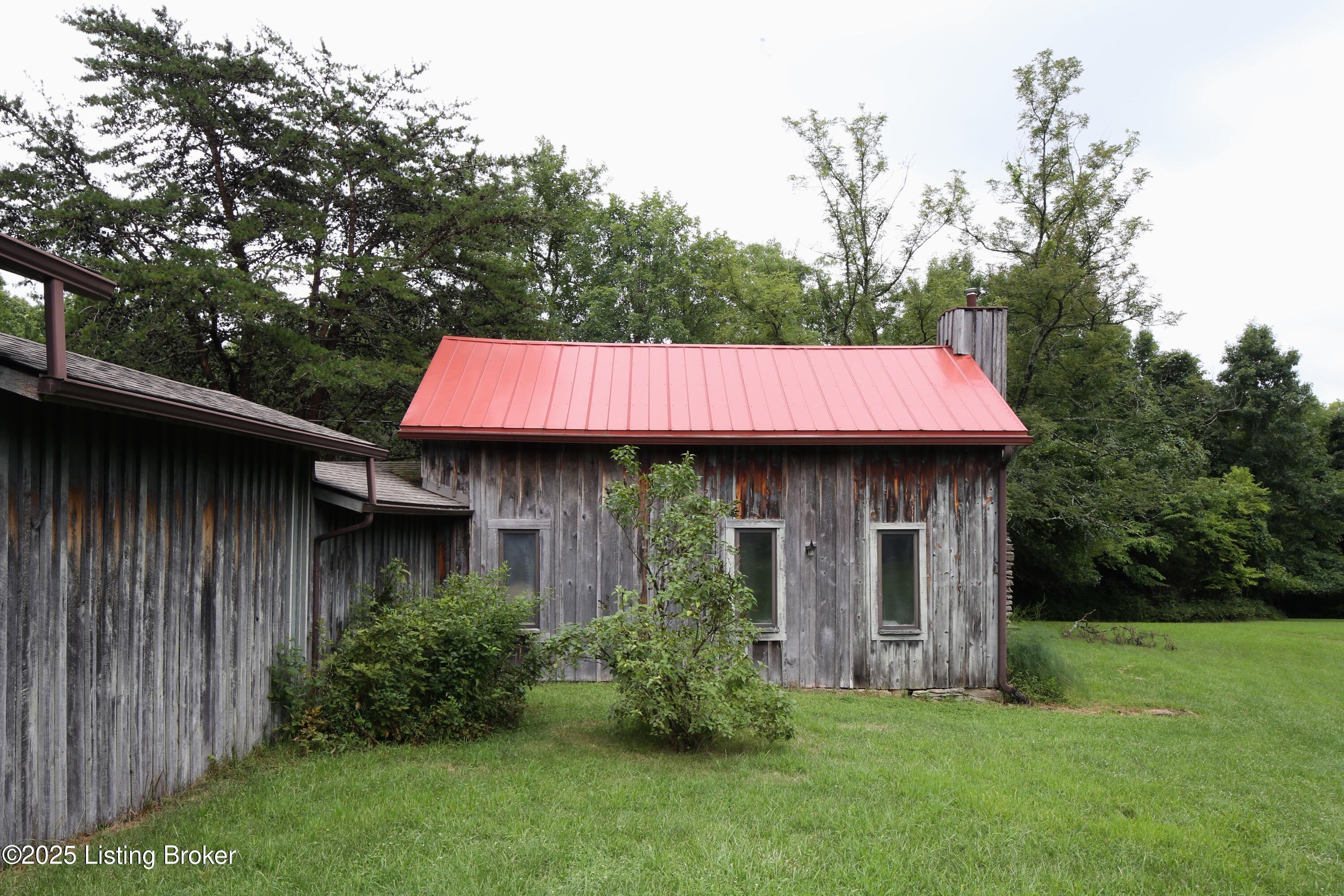 607 Fallis-gest Rd Property Photo 4