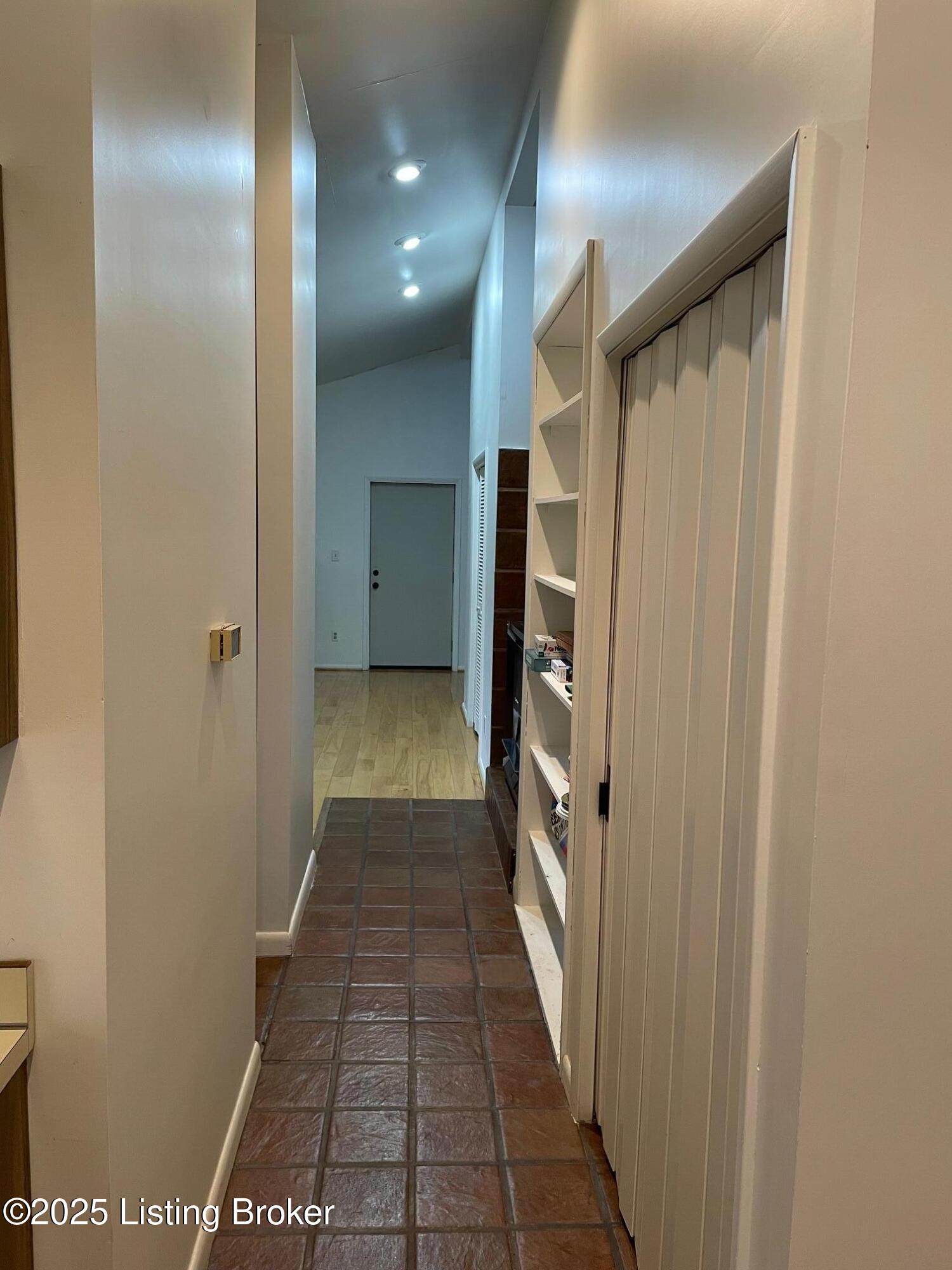 607 Fallis-gest Rd Property Photo 24