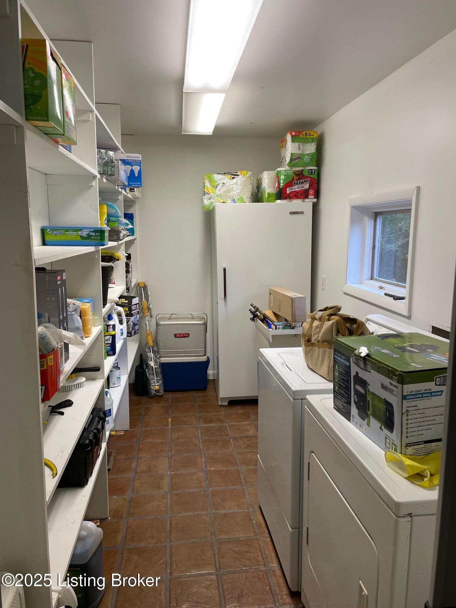607 Fallis-gest Rd Property Photo 25