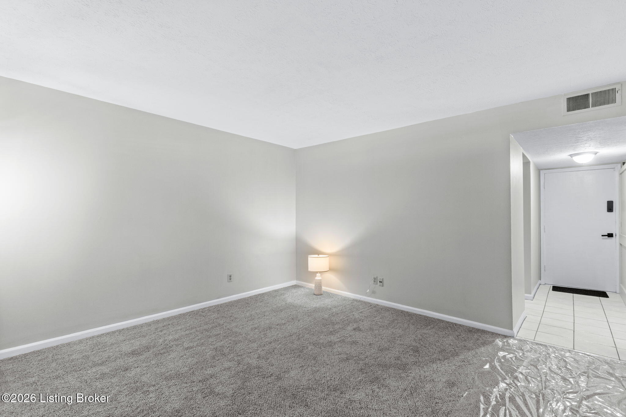 2300 Dundee Rd APT 6 Property Photo 1