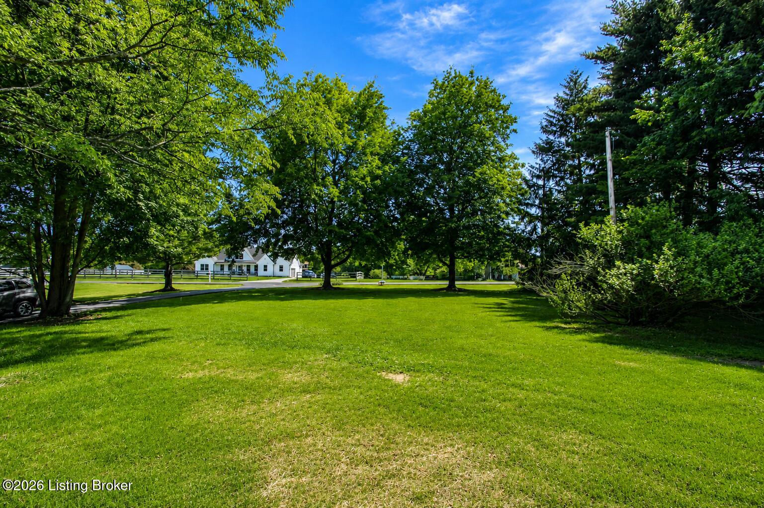 5508 Clover Ridge Dr Property Photo 2
