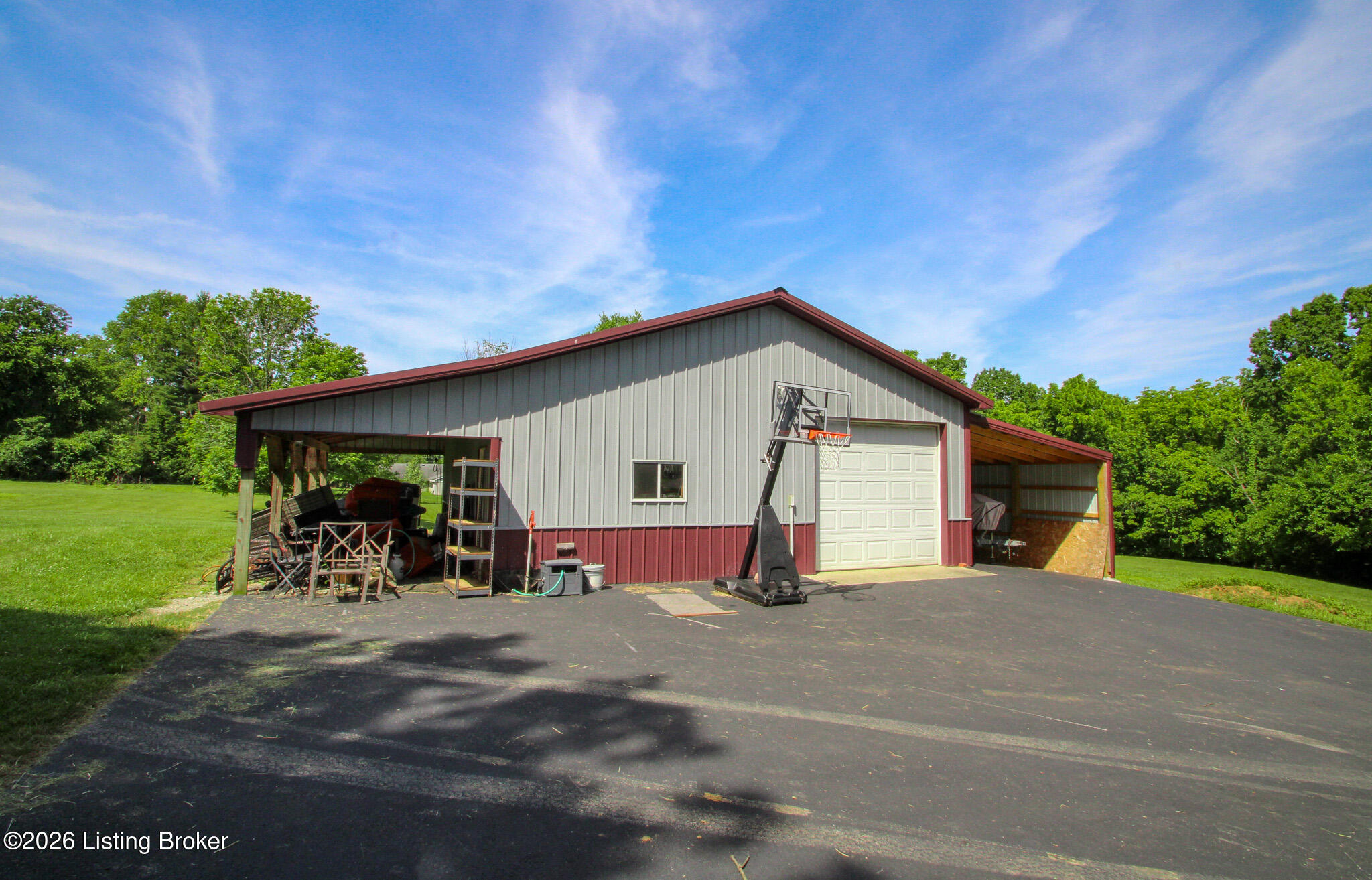 5508 Clover Ridge Dr Property Photo 11