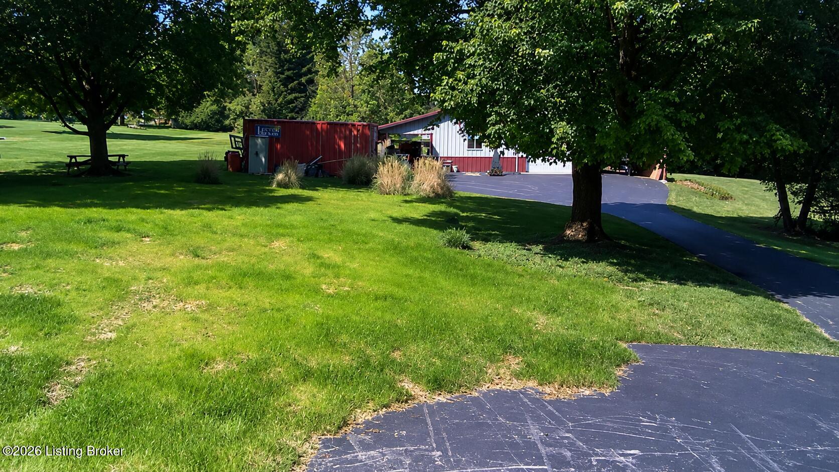 5508 Clover Ridge Dr Property Photo 16