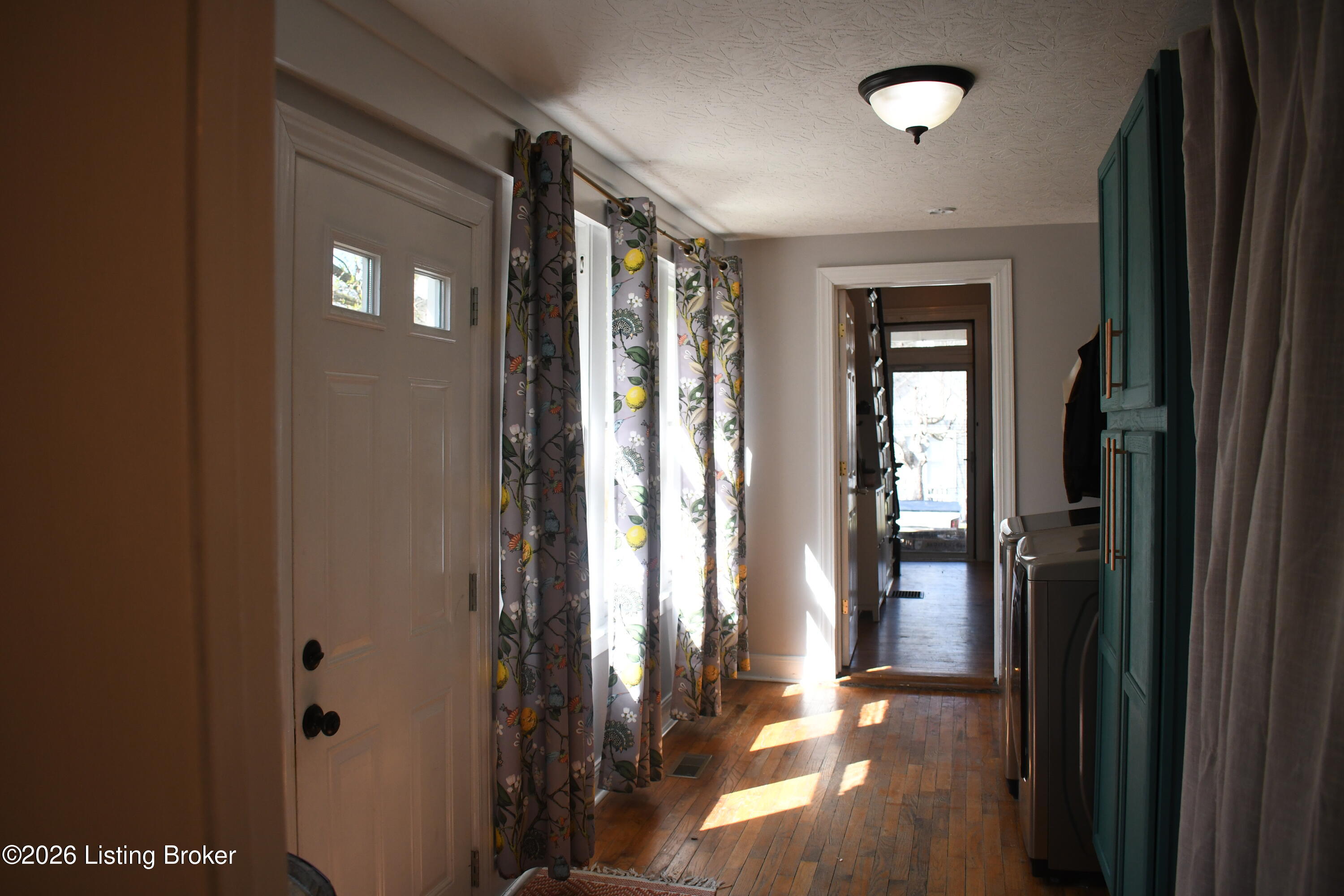 501 Logan St Property Photo 25