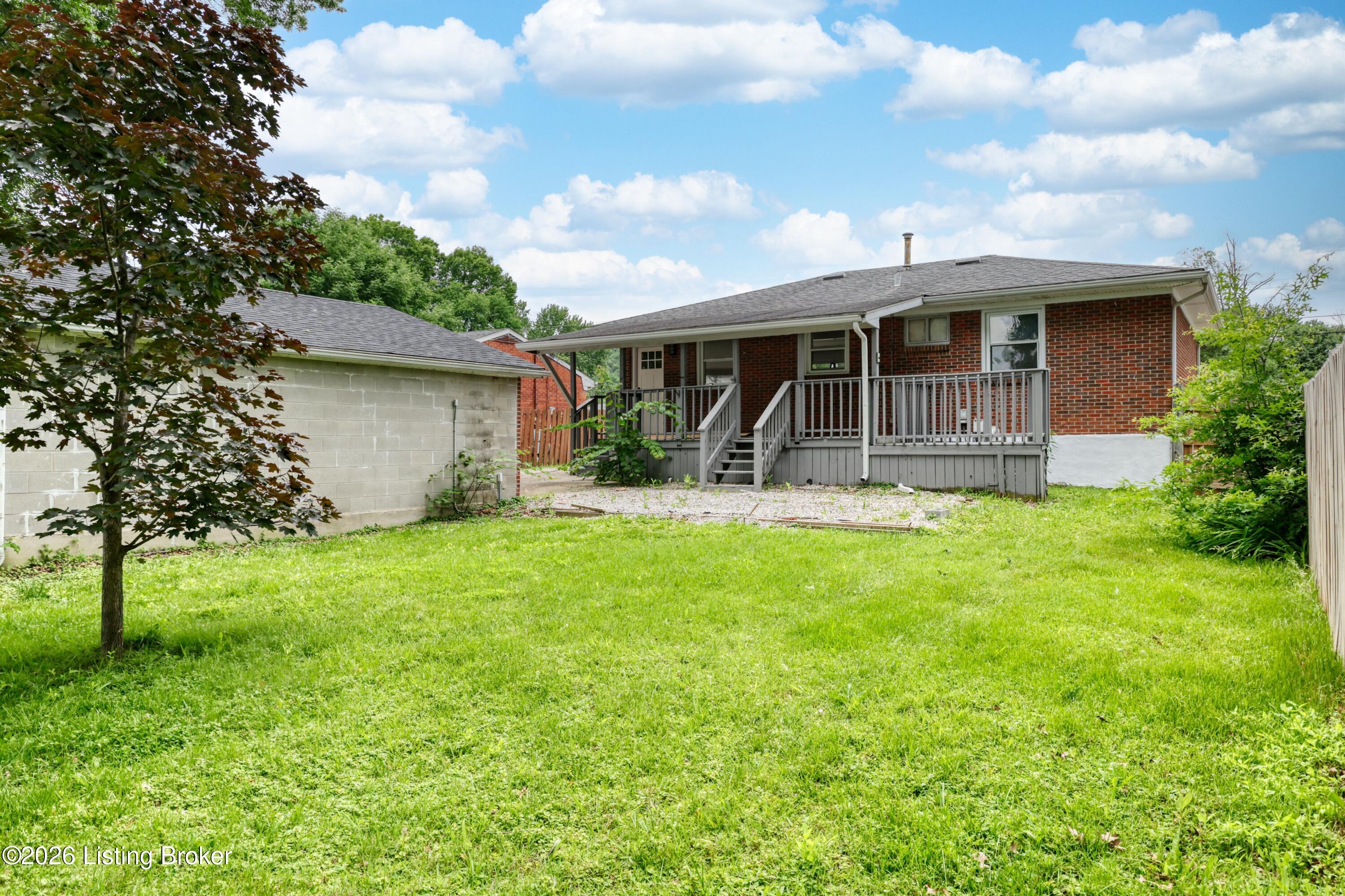 7613 Lesane Dr Property Photo 32