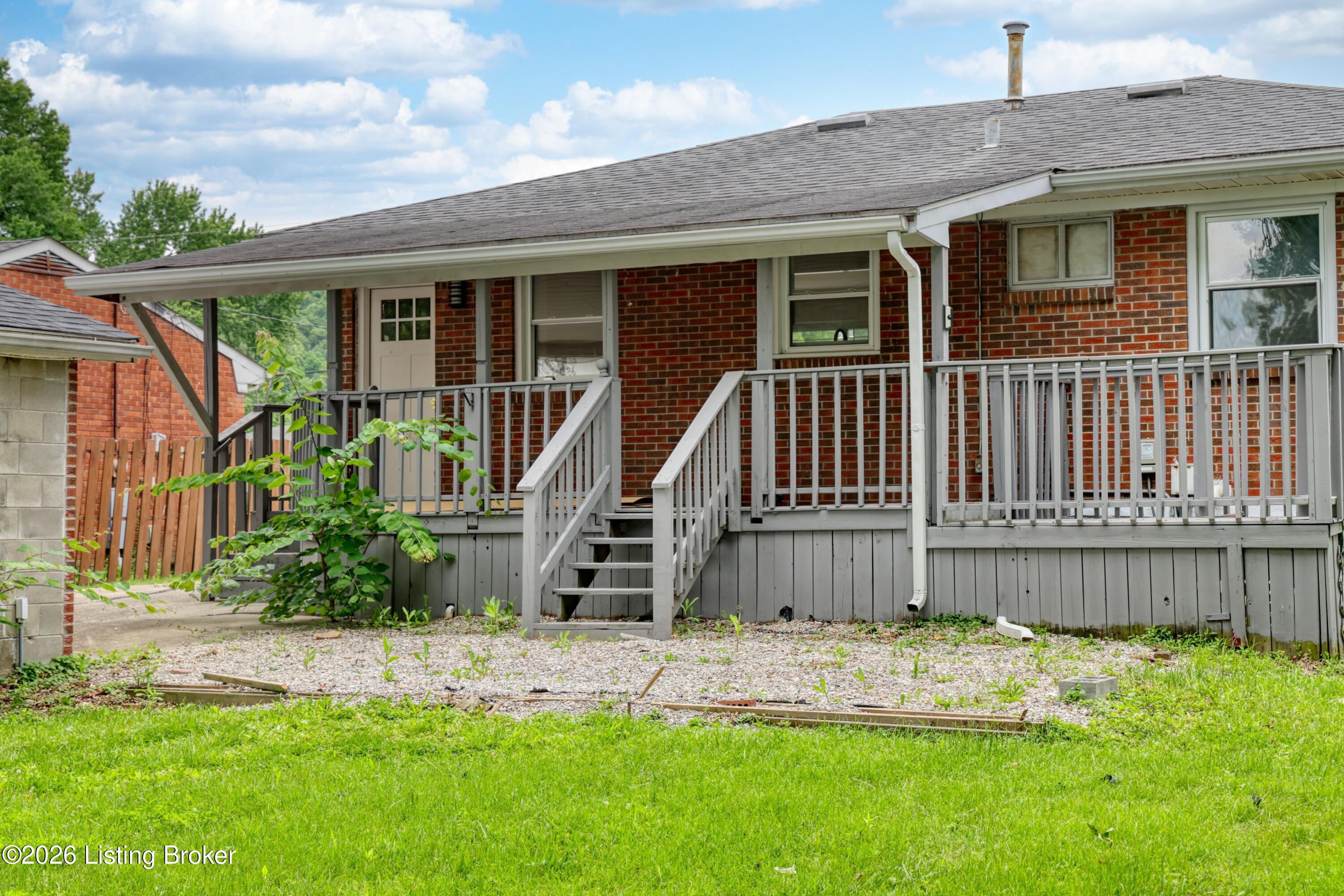 7613 Lesane Dr Property Photo 35