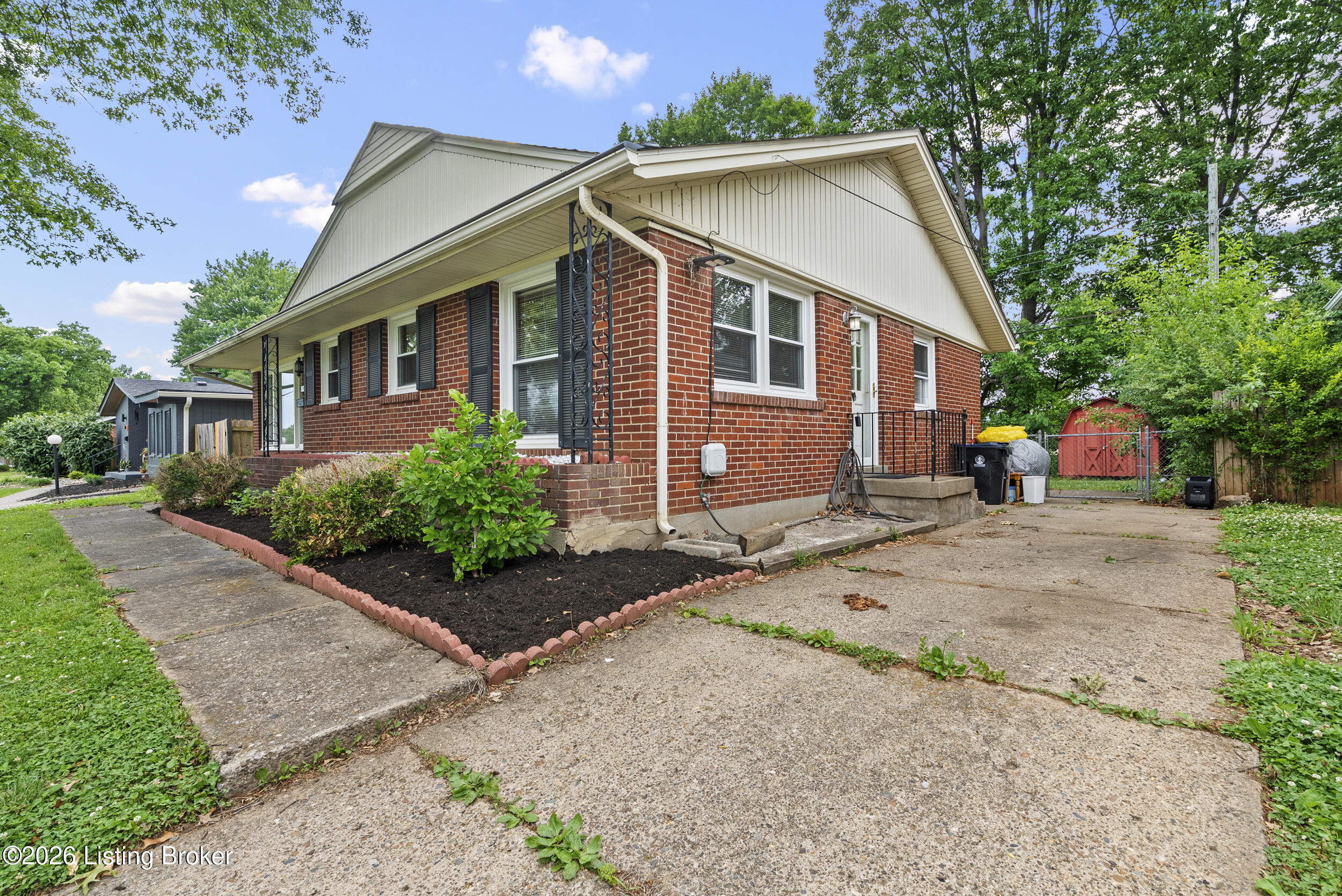 3021 Vogue Ave Property Photo 3