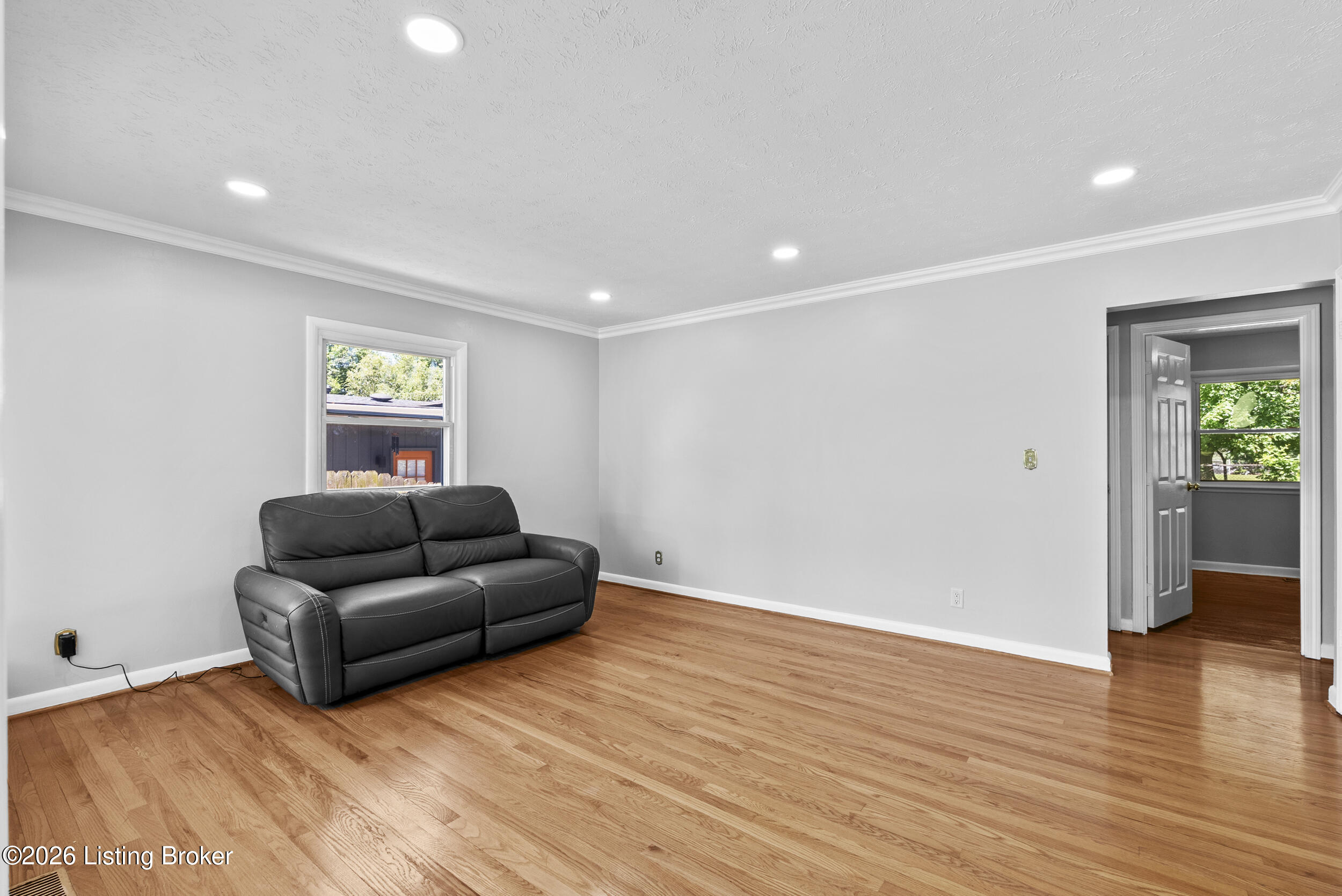 3021 Vogue Ave Property Photo 6