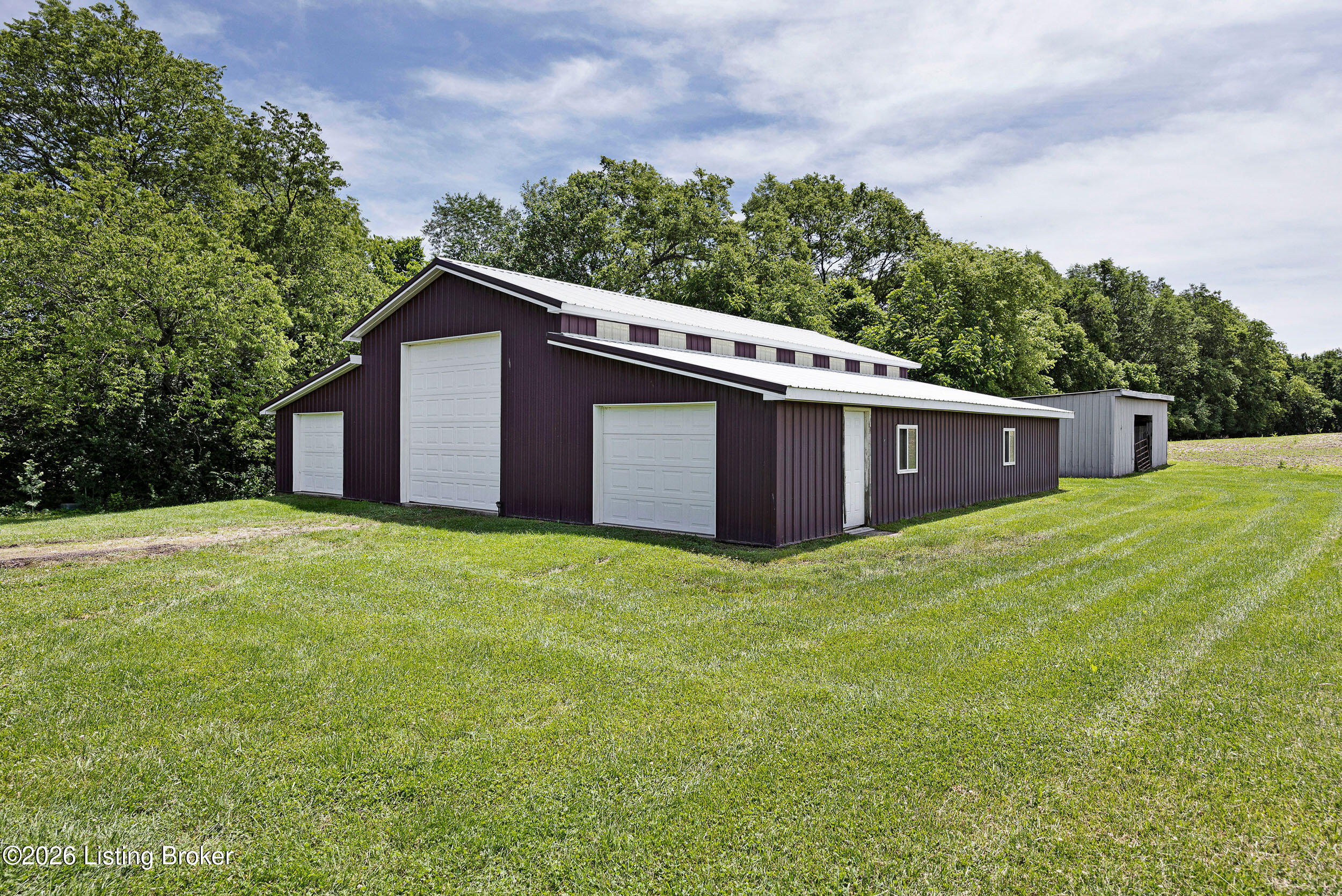 6935 Bloomfield Rd Property Photo 12