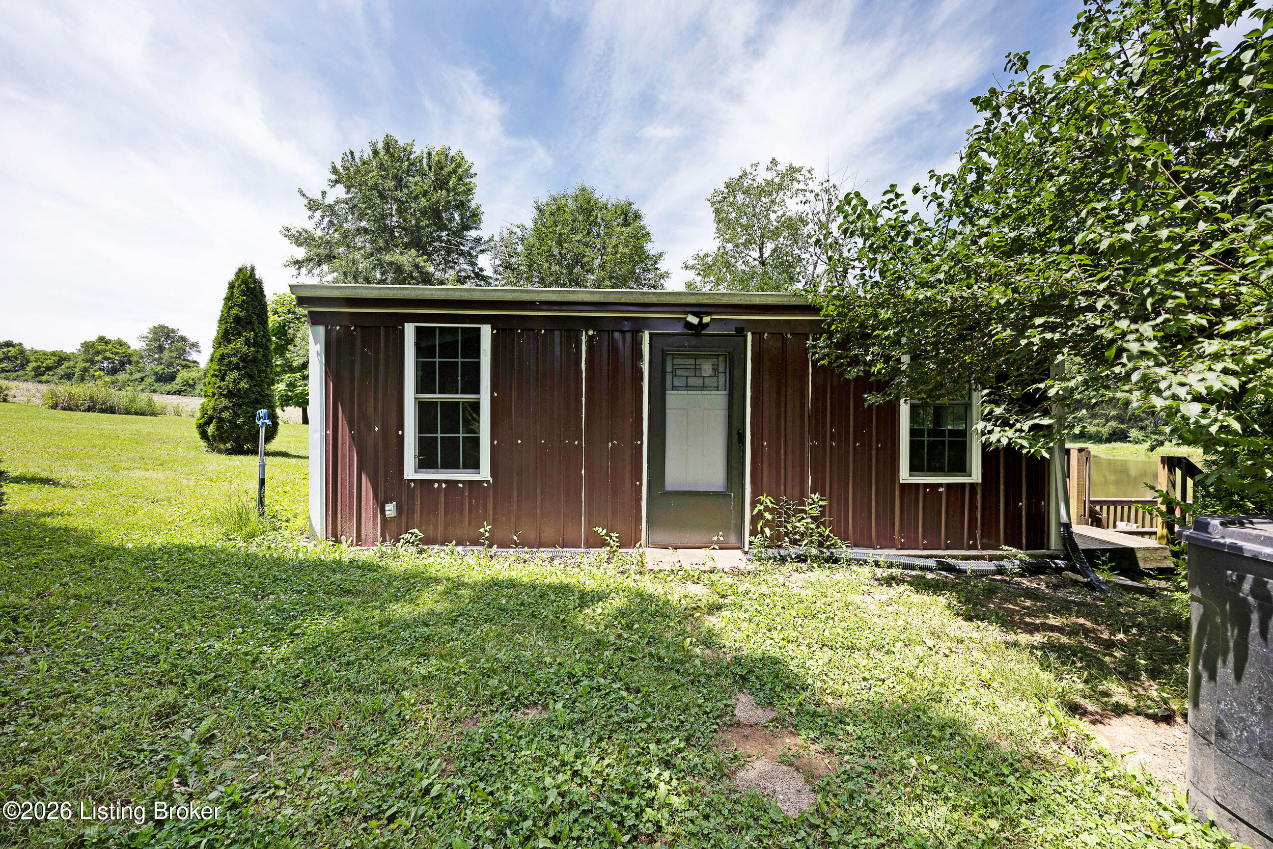 6935 Bloomfield Rd Property Photo 18