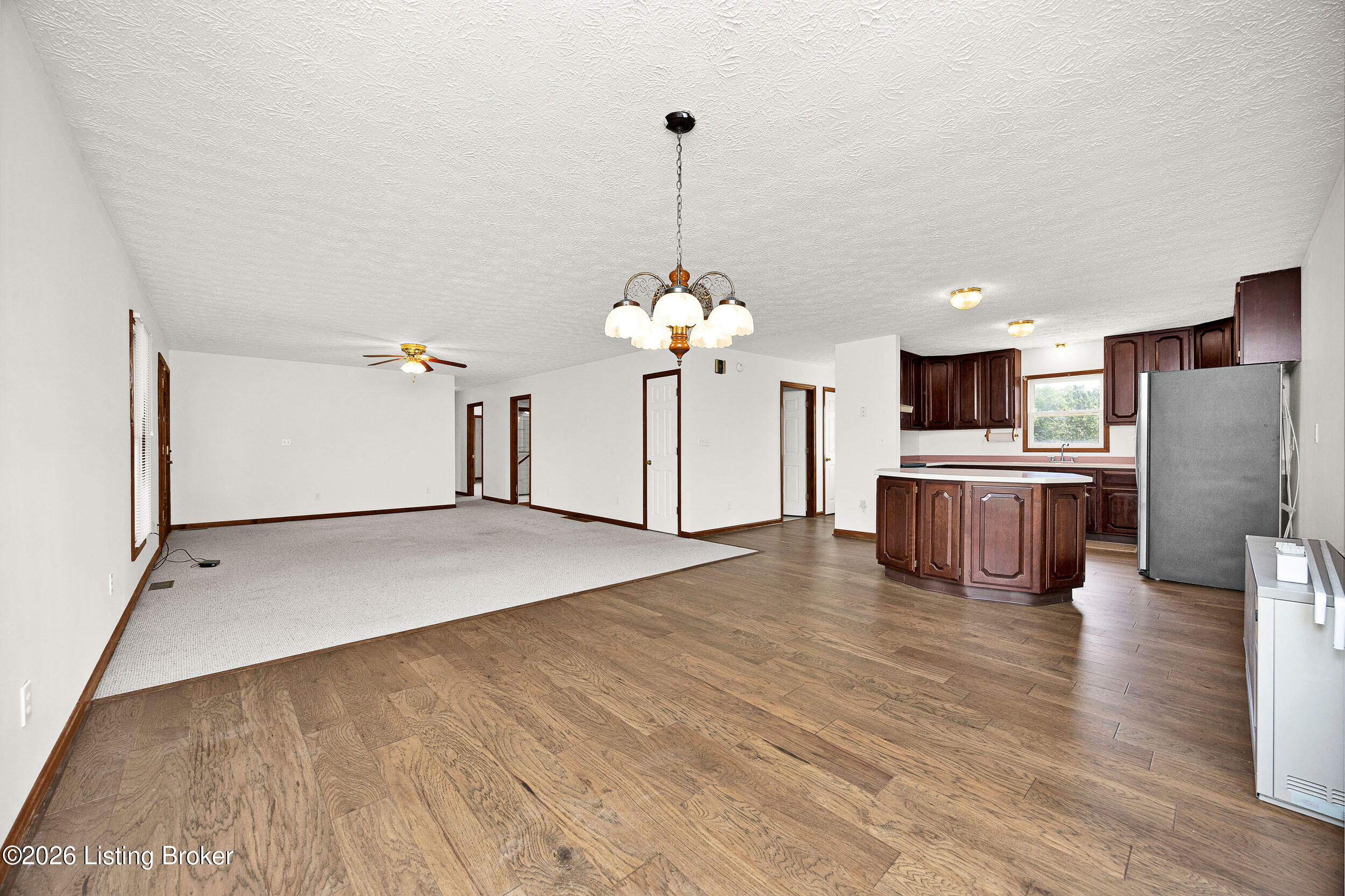 6935 Bloomfield Rd Property Photo 26