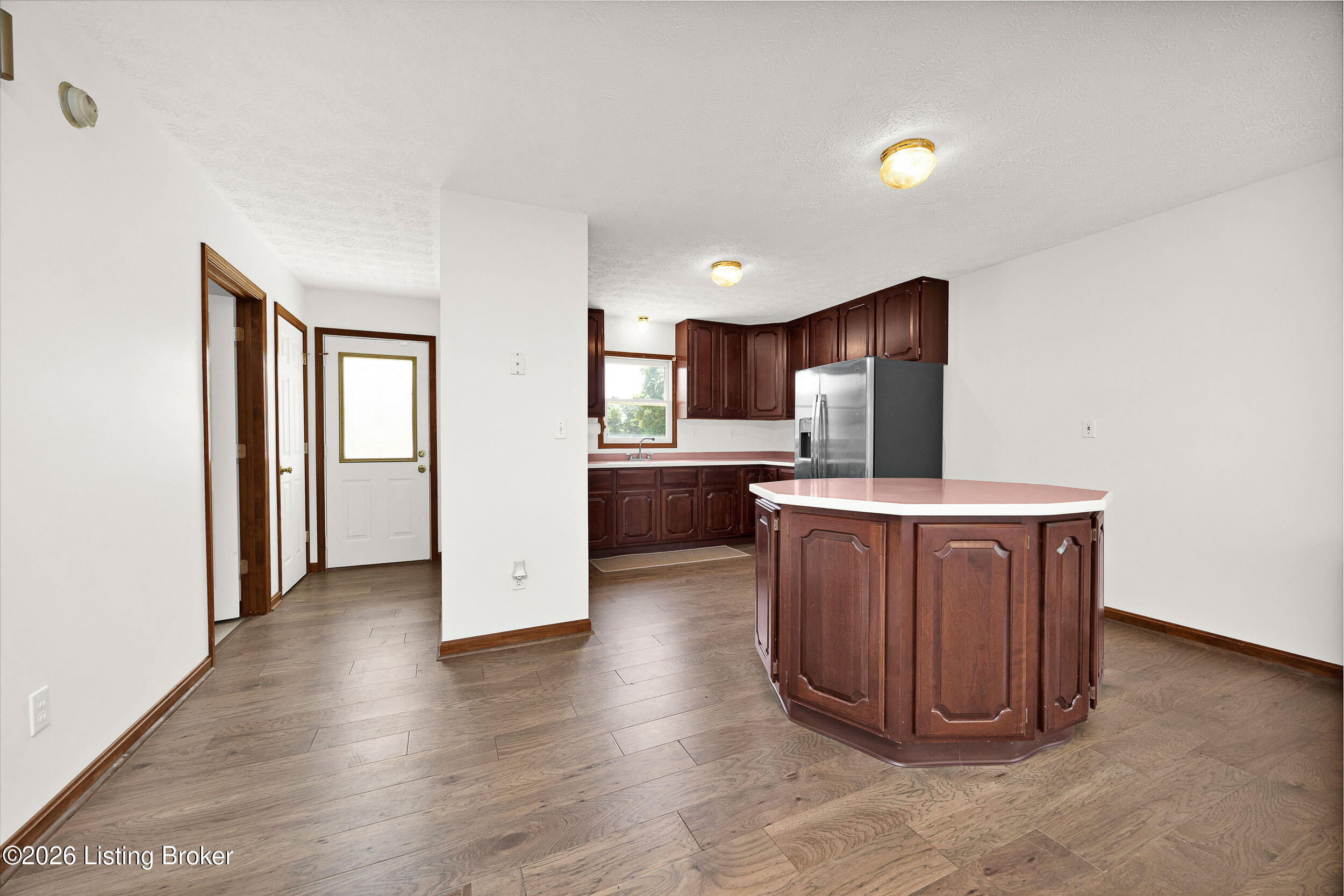 6935 Bloomfield Rd Property Photo 27