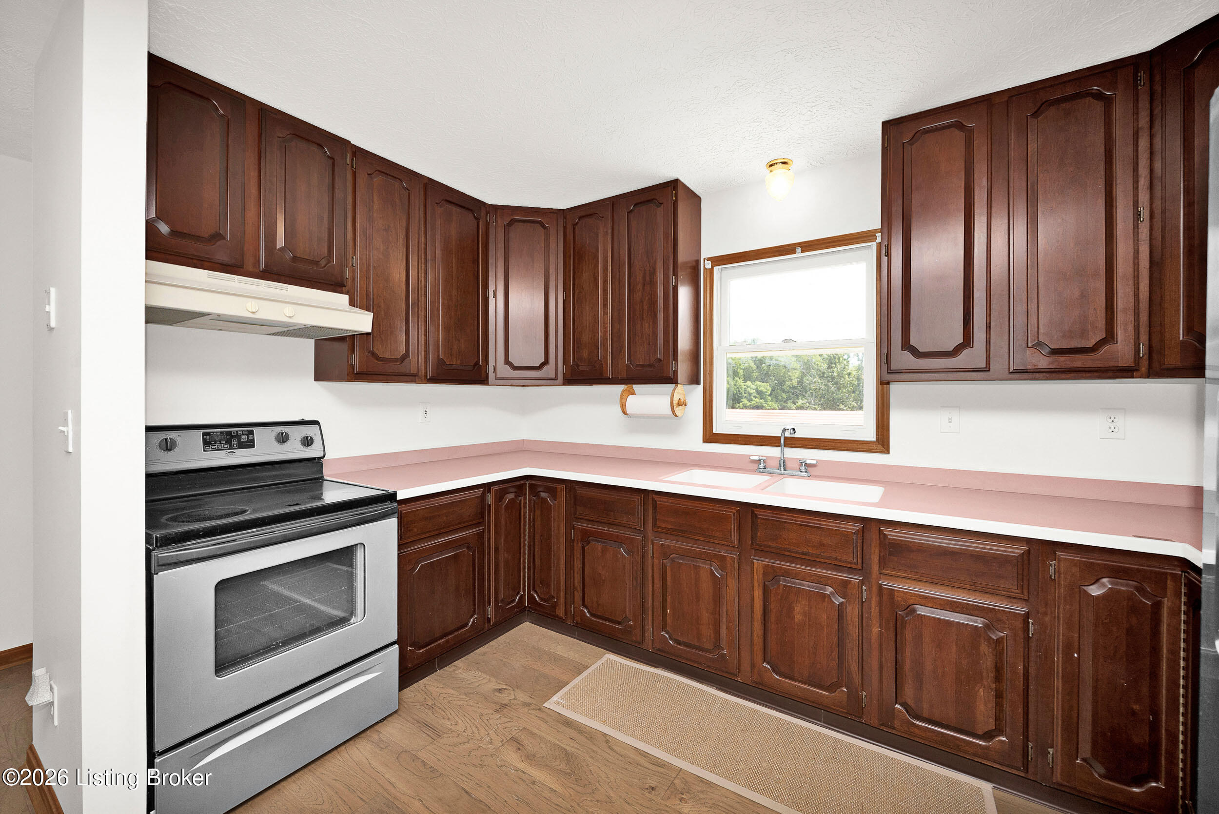 6935 Bloomfield Rd Property Photo 29