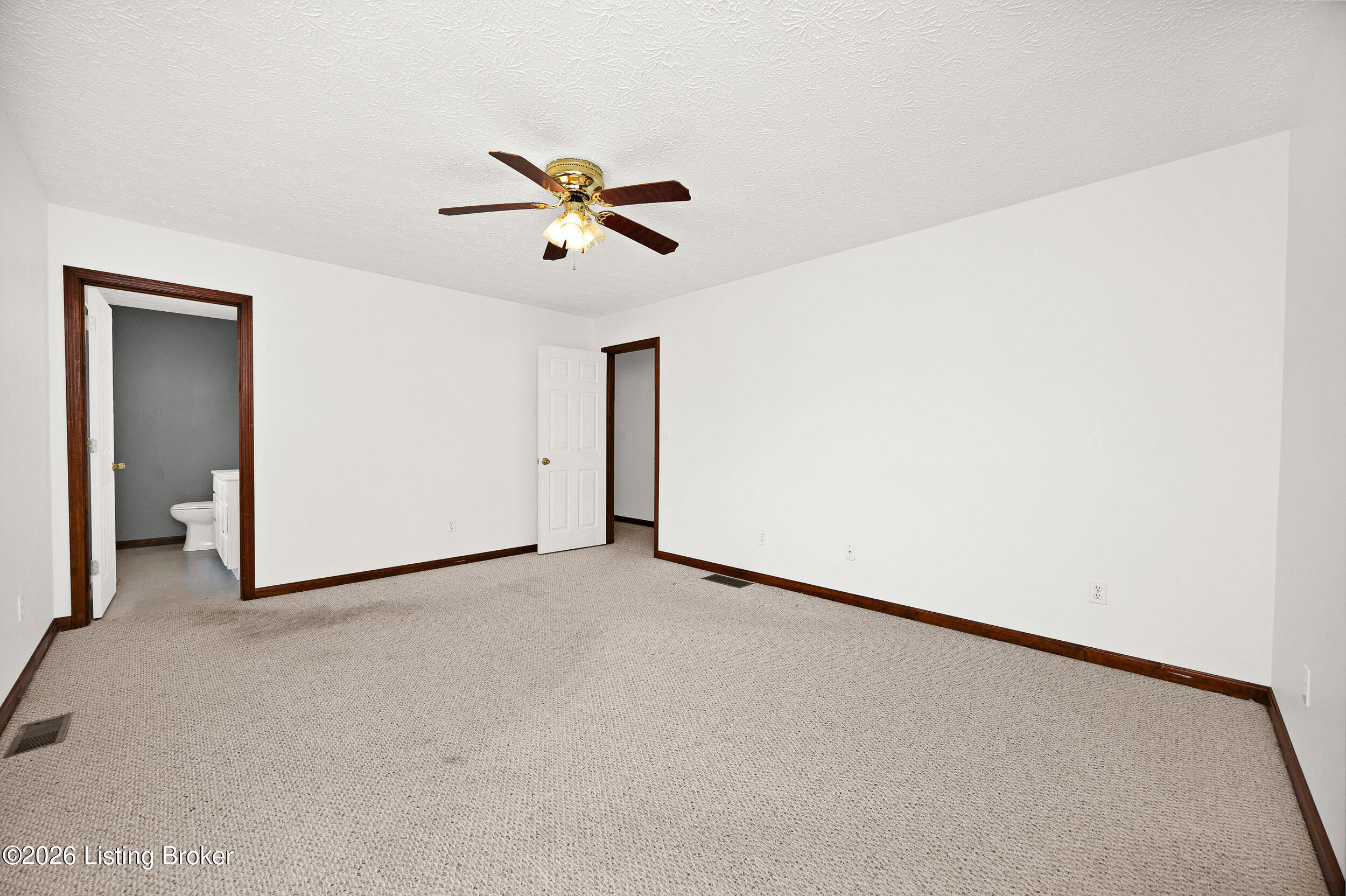 6935 Bloomfield Rd Property Photo 33