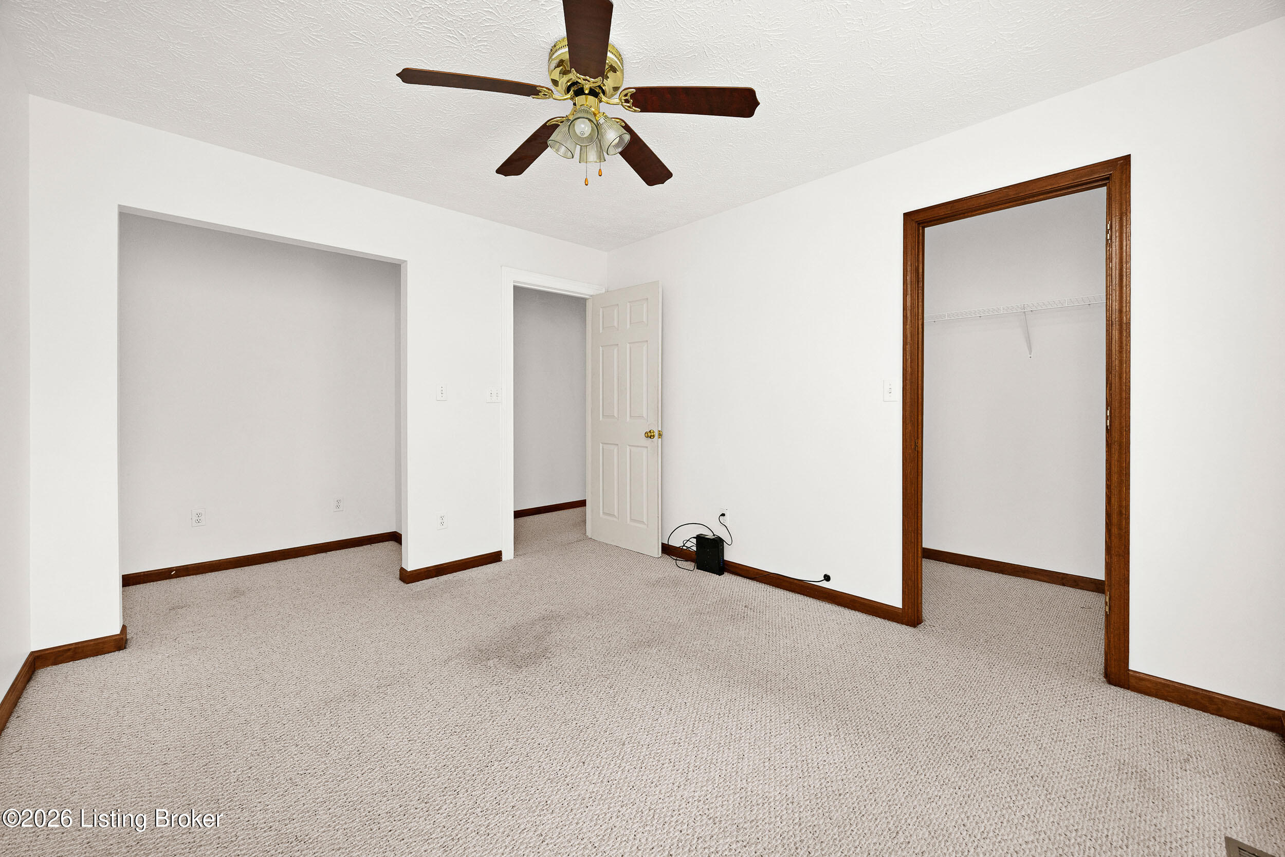 6935 Bloomfield Rd Property Photo 37