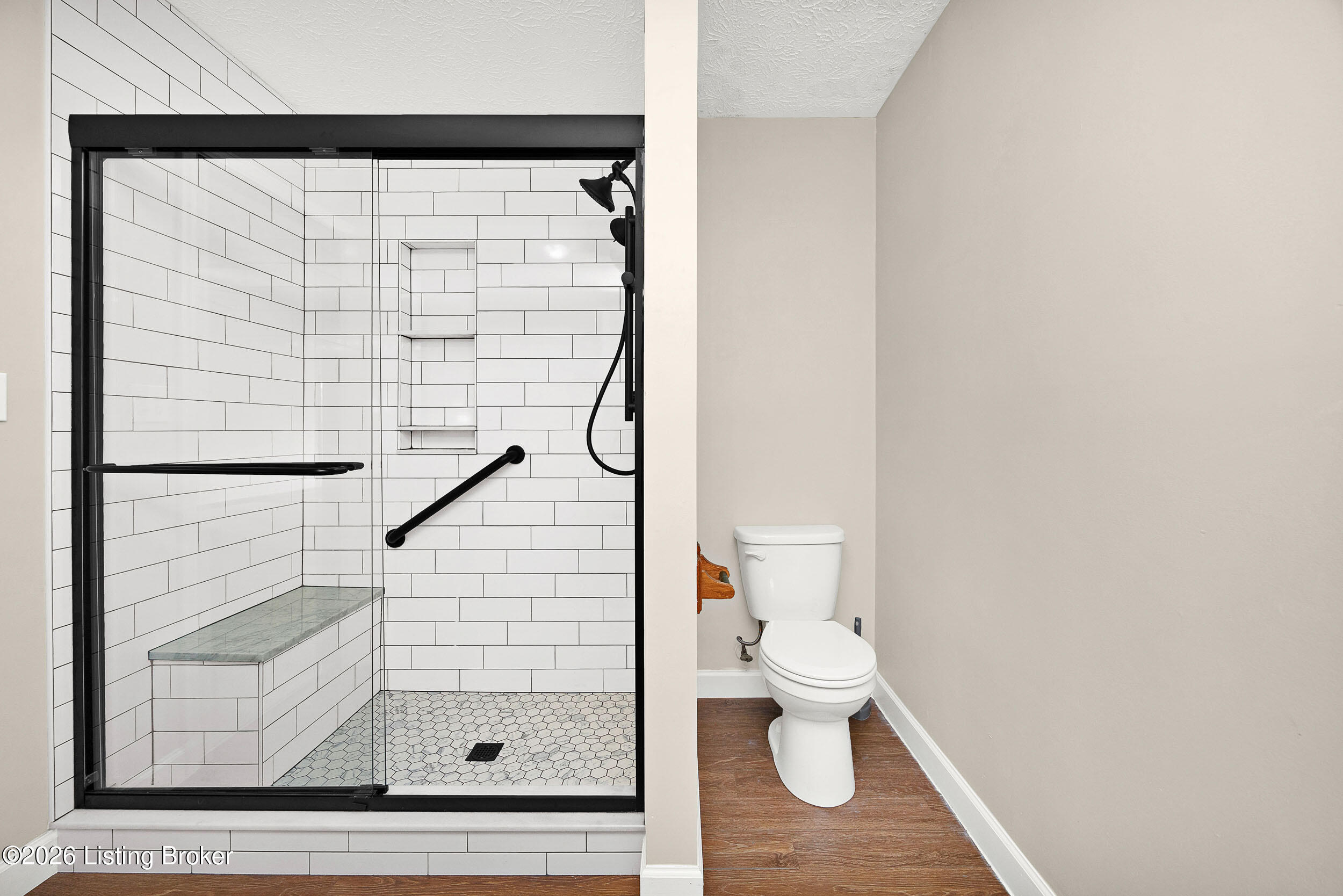 6935 Bloomfield Rd Property Photo 41