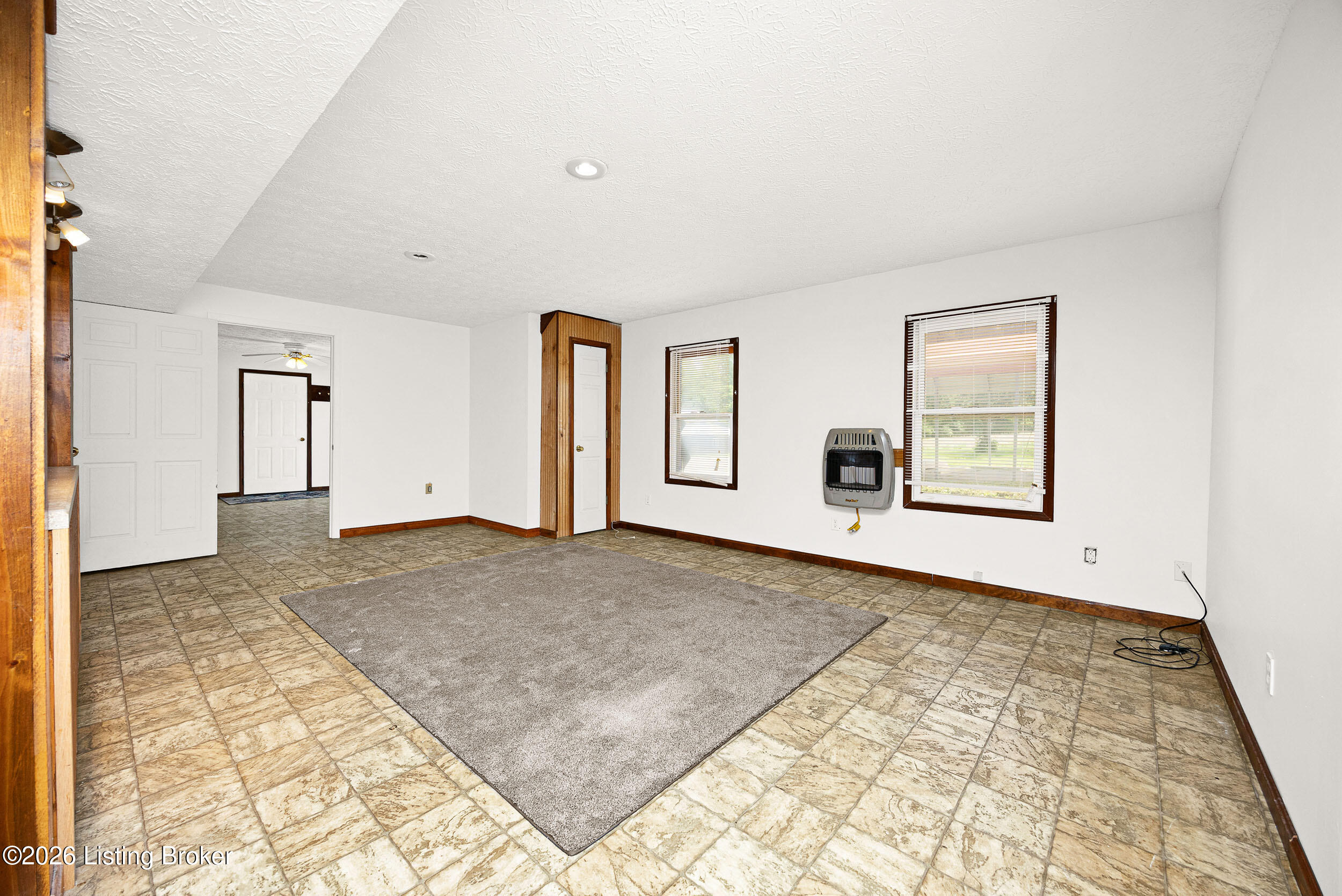 6935 Bloomfield Rd Property Photo 46