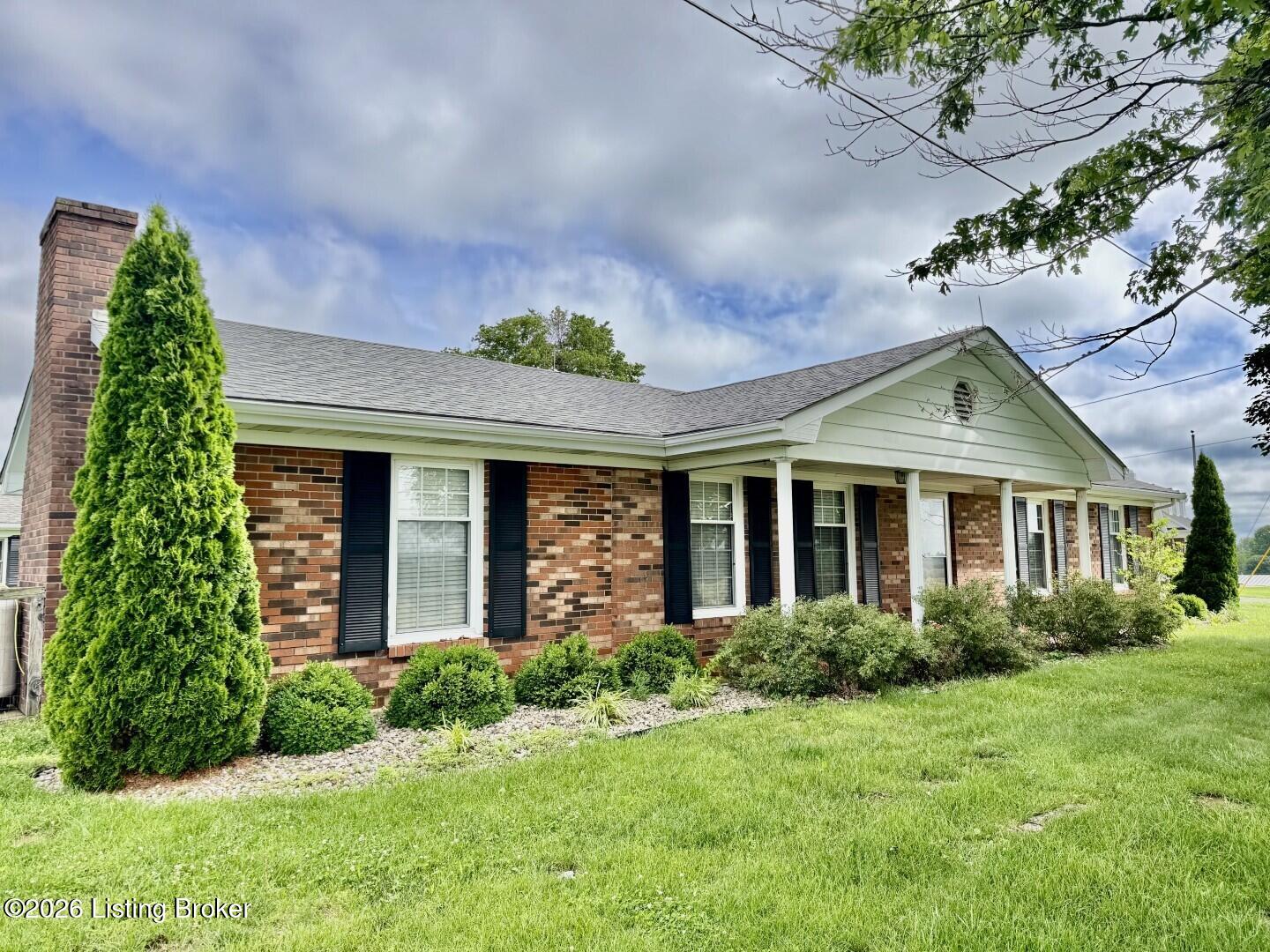 3282 Mackville Rd Property Photo 3