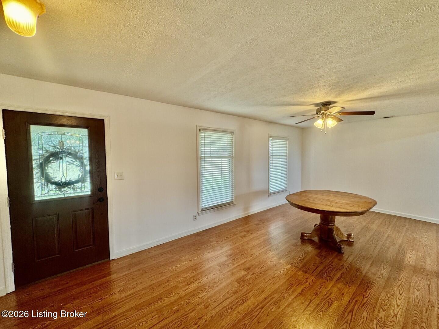 3282 Mackville Rd Property Photo 10