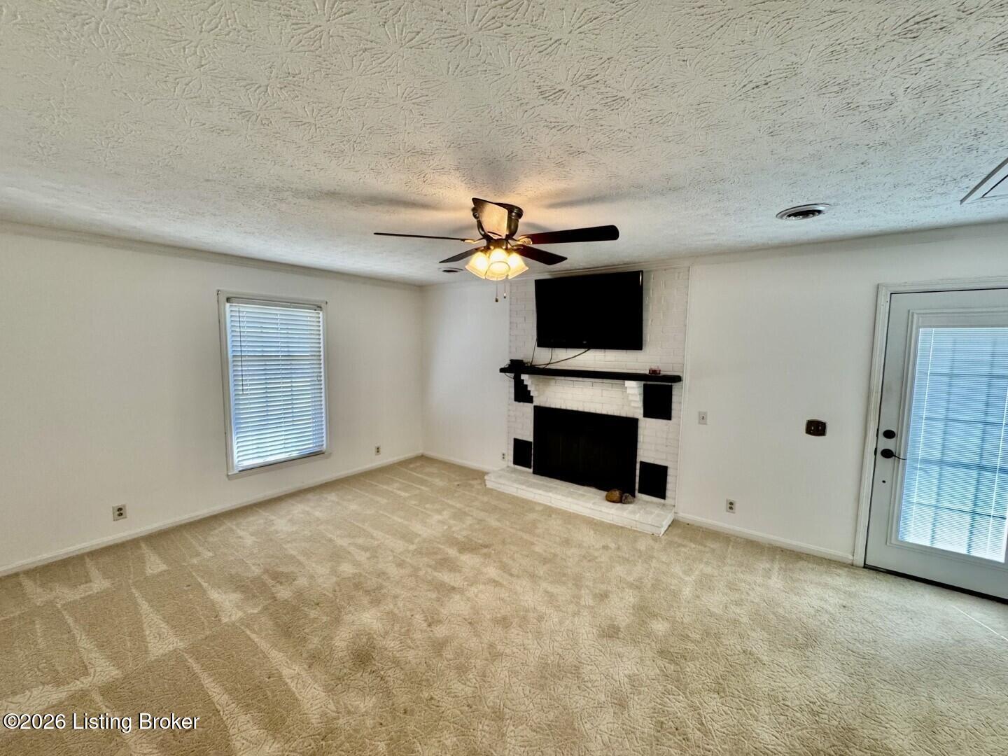 3282 Mackville Rd Property Photo 13