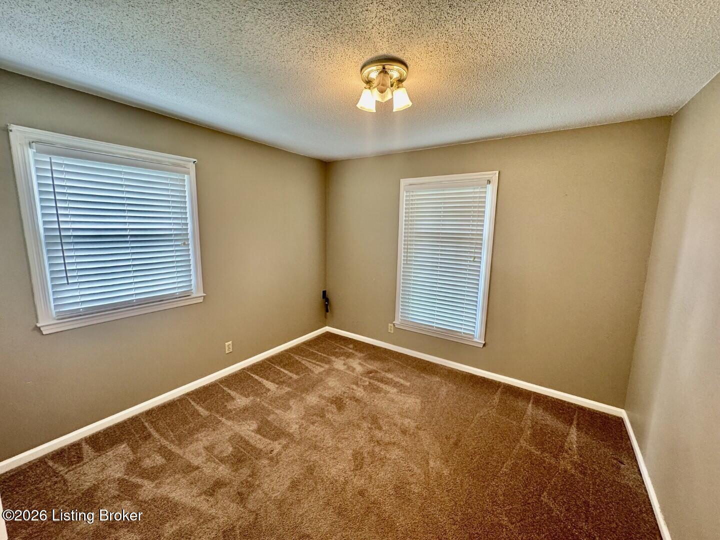 3282 Mackville Rd Property Photo 15